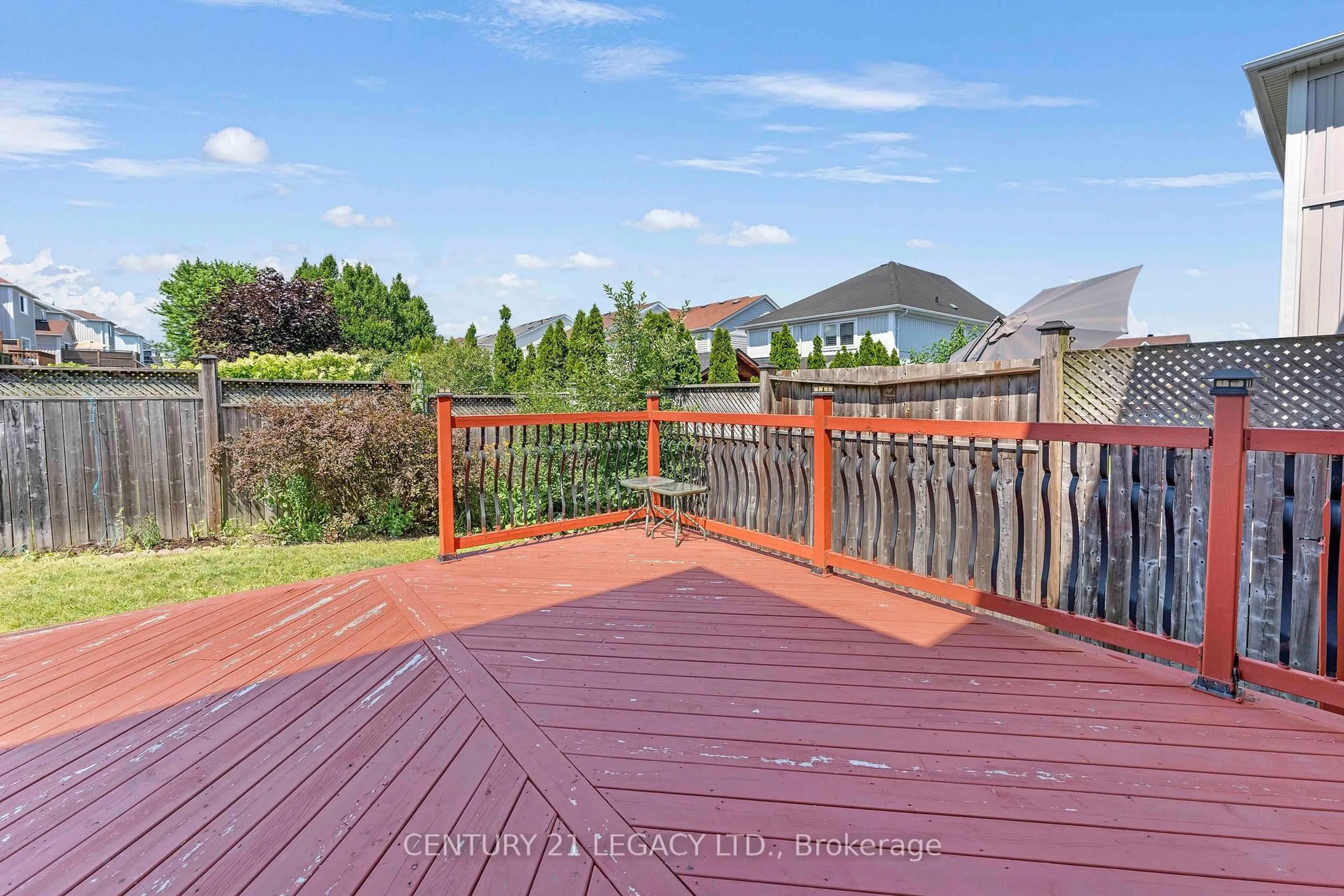 Patio, water/lake/river/ocean view for 1296 Tall Pine Ave, Oshawa Ontario L1K 0G3
