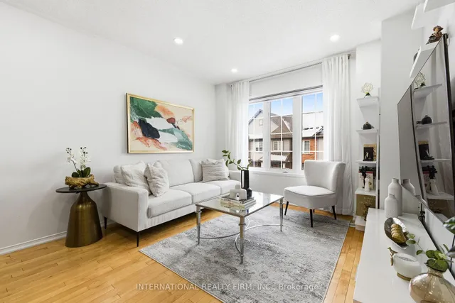 35 Ventura Lane, Ajax 3
