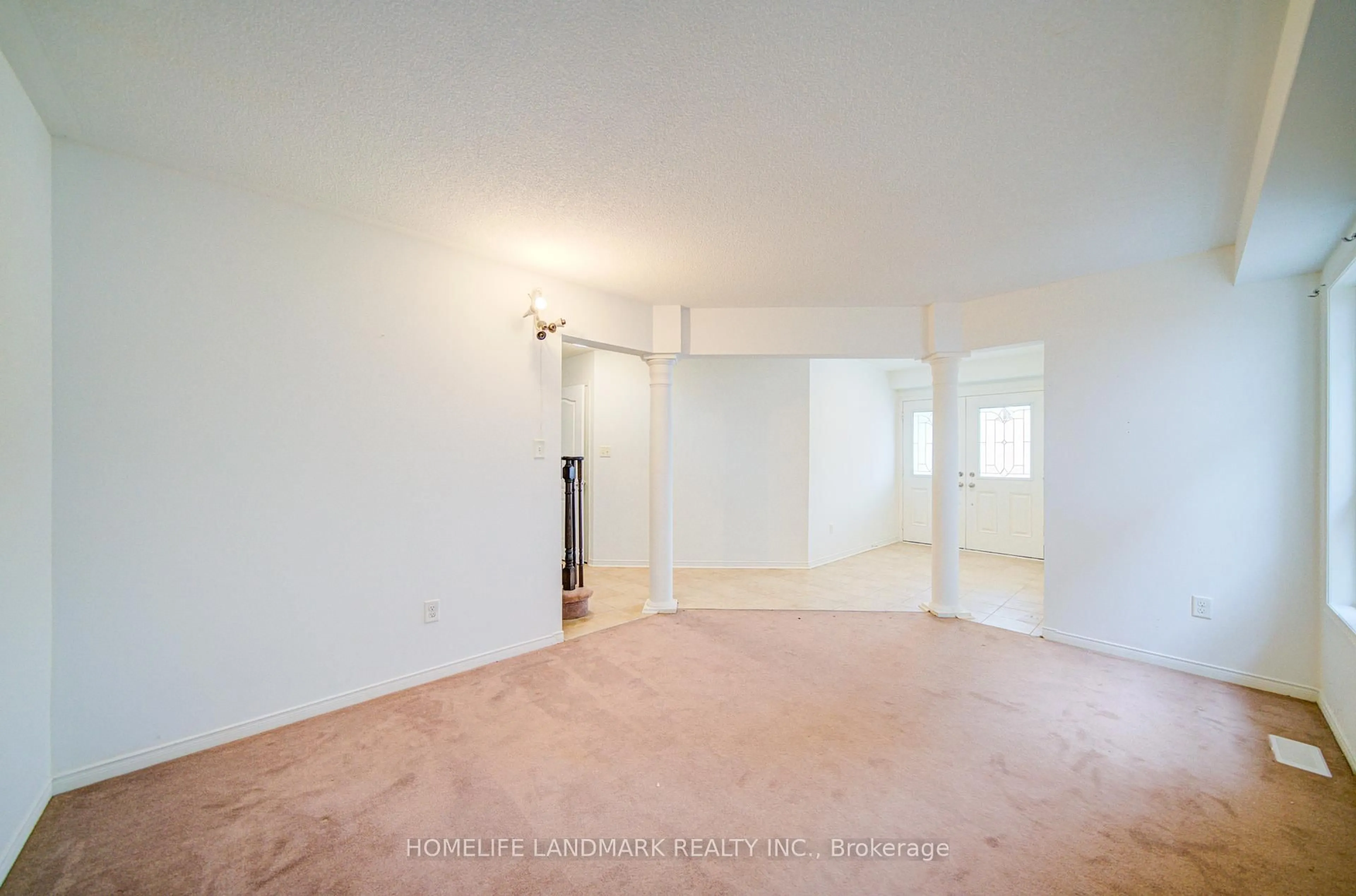 A pic of a room for 1842 Esterbrook Dr, Oshawa Ontario L1K 0N3