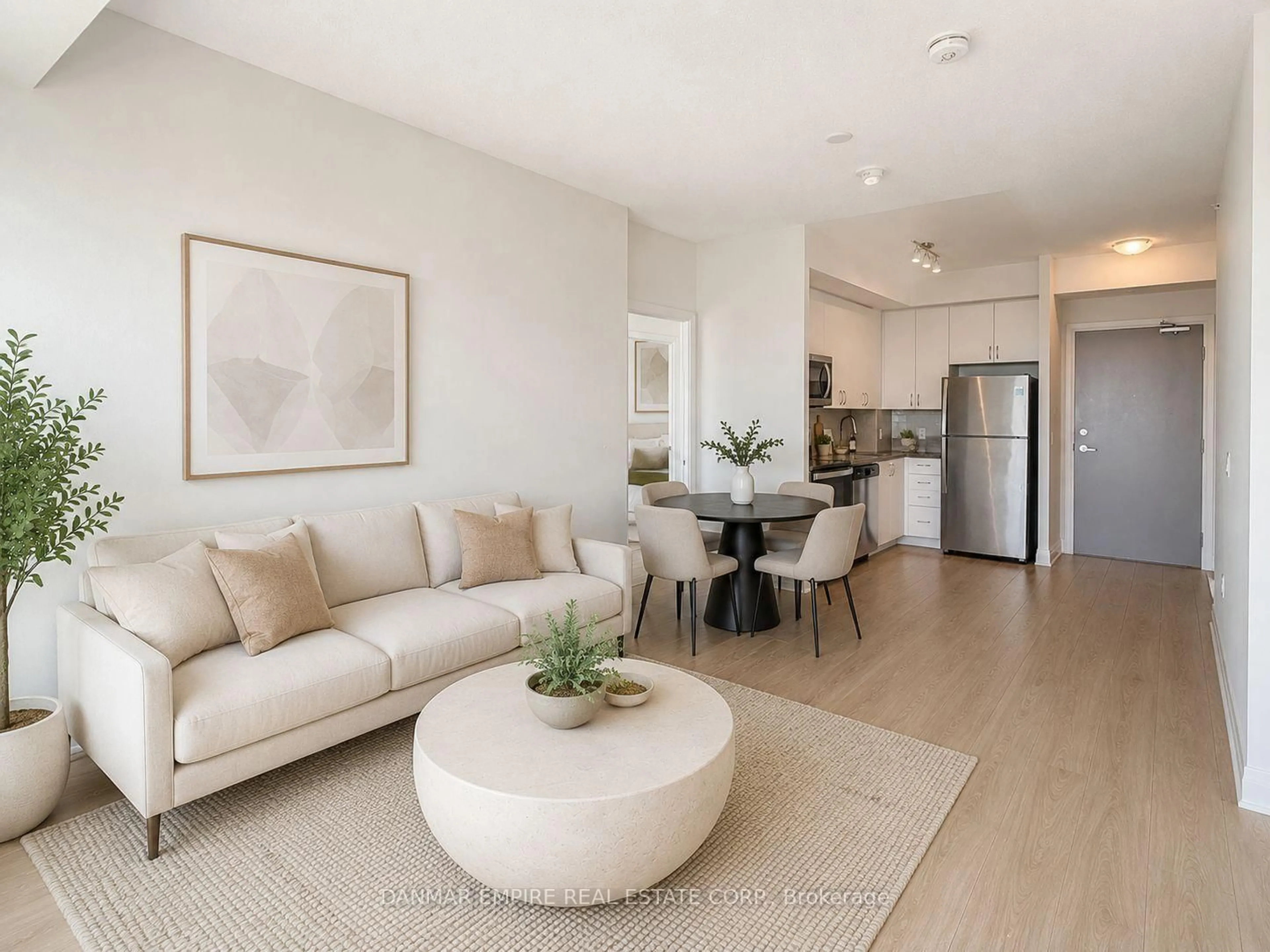 Living room with furniture, unknown for 3220 Sheppard Ave #513, Toronto Ontario M1T 0B7