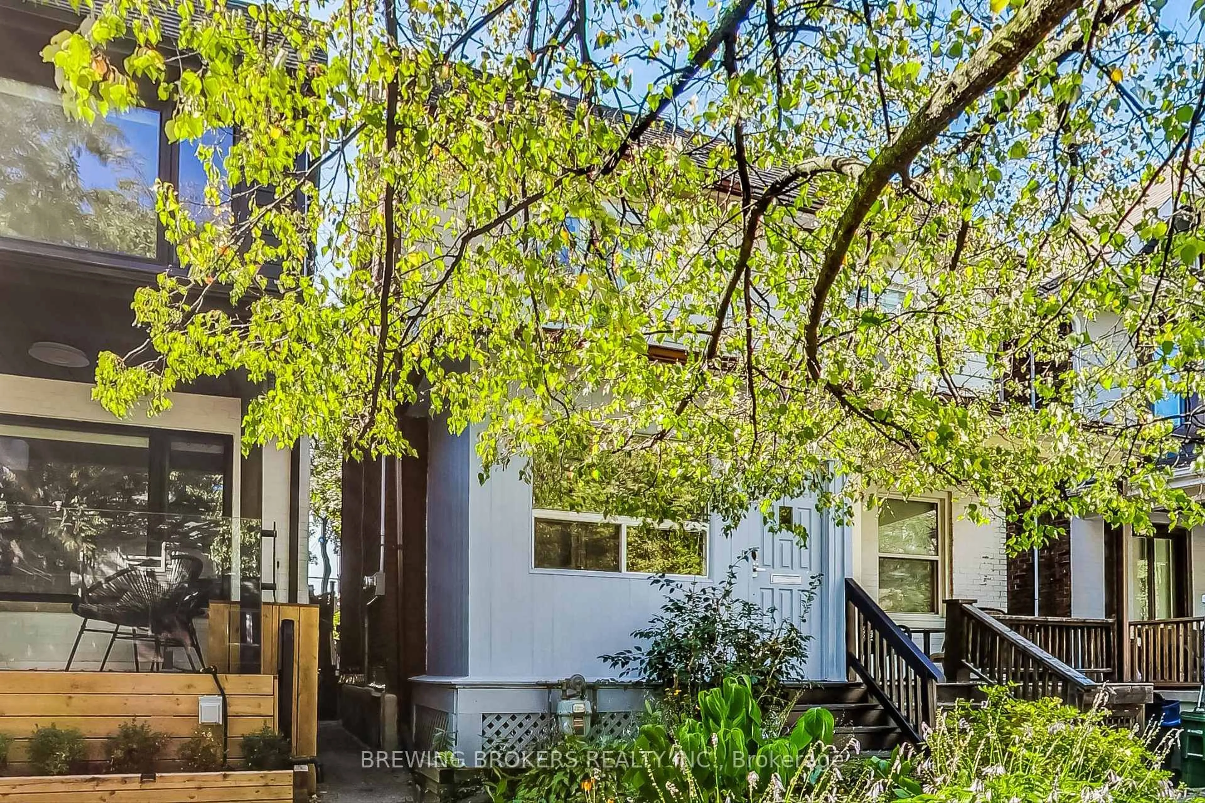 Unknown for 98 Moberly Ave, Toronto Ontario M4C 4B1