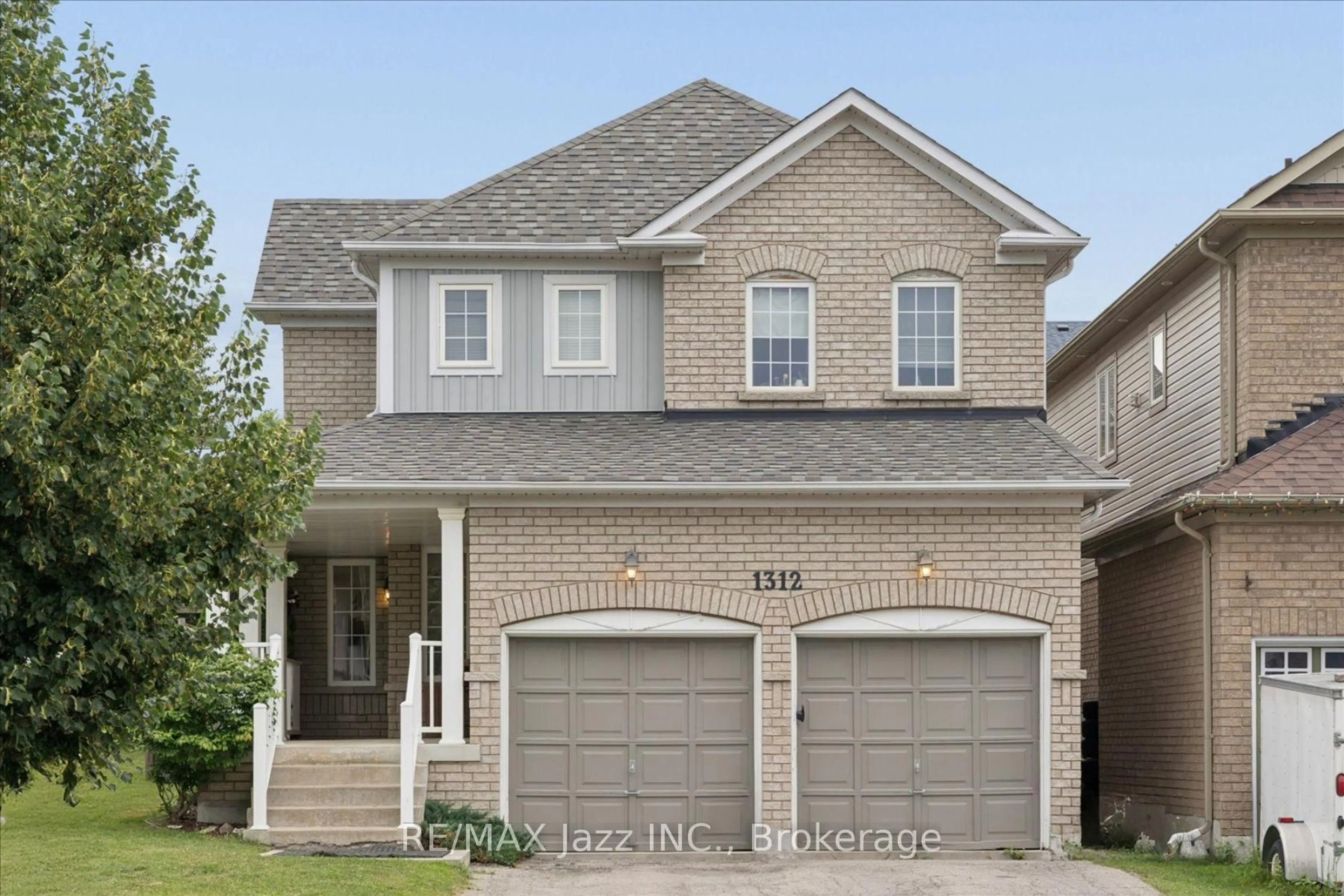 Home with brick exterior material, street for 1312 Langley Circ, Oshawa Ontario L1K 0E3