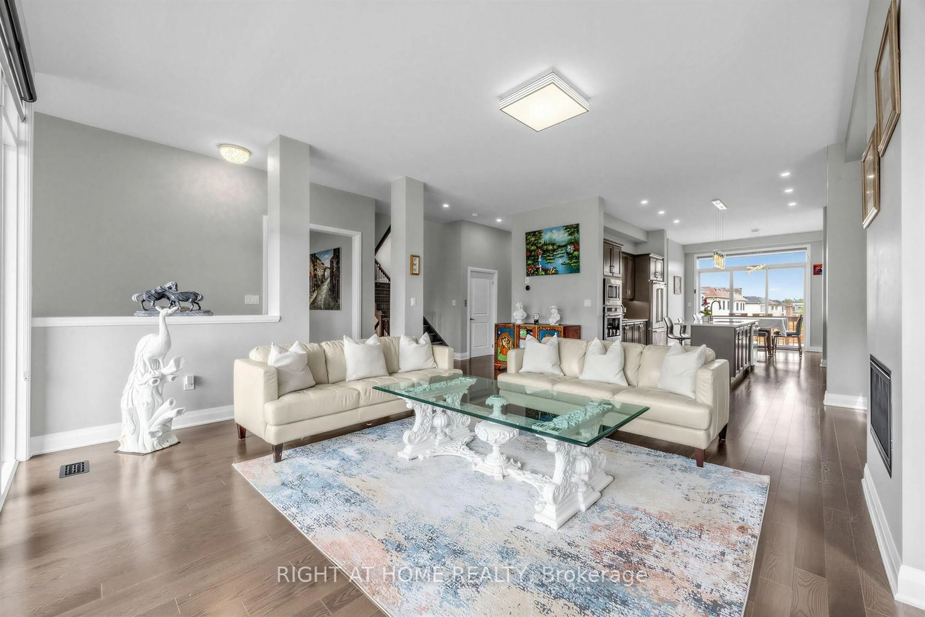 Living room with furniture, unknown for 215 Port Darlington Rd, Clarington Ontario L1C 4A7
