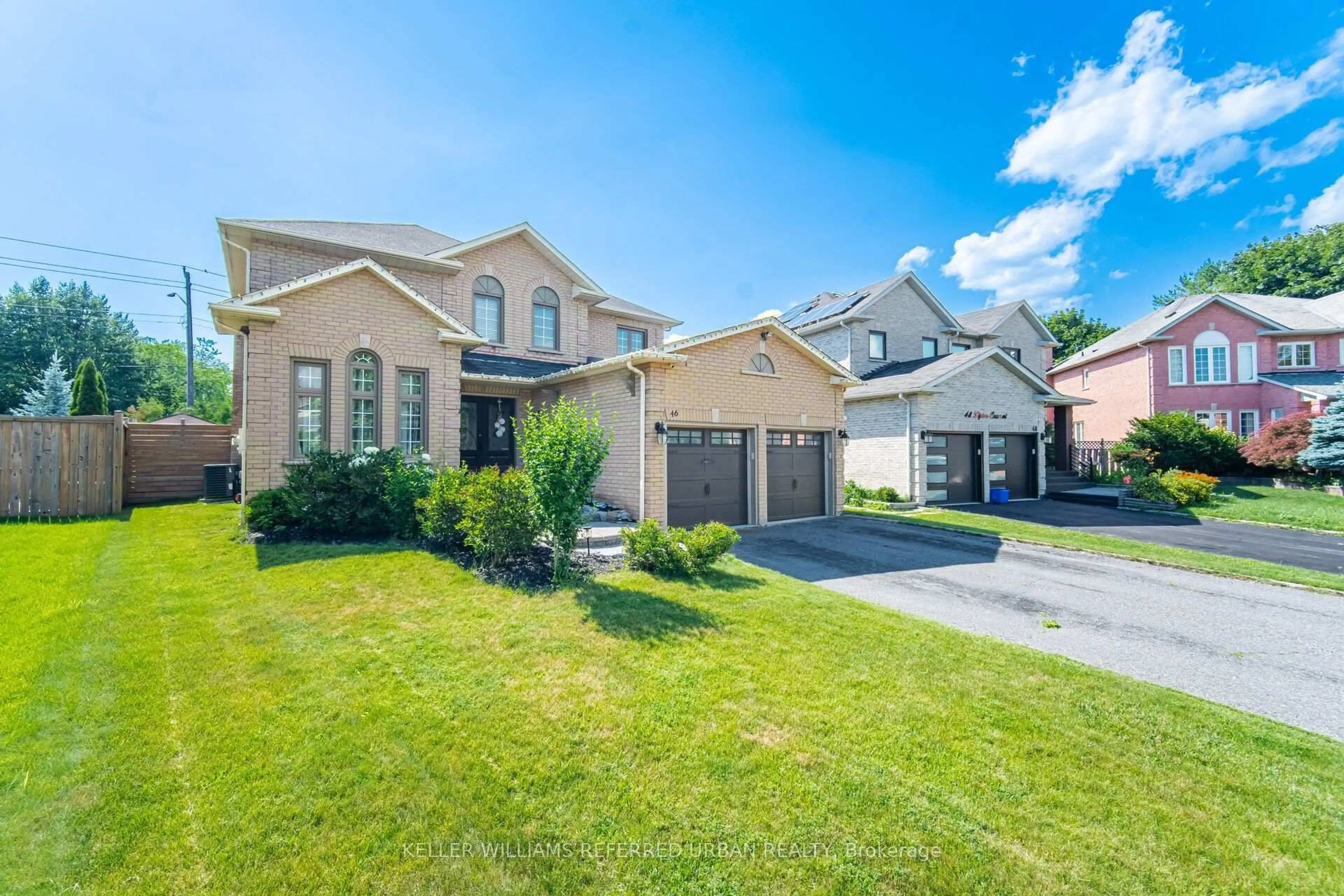 Unknown for 46 Lipton Cres, Whitby Ontario L1R 1W7