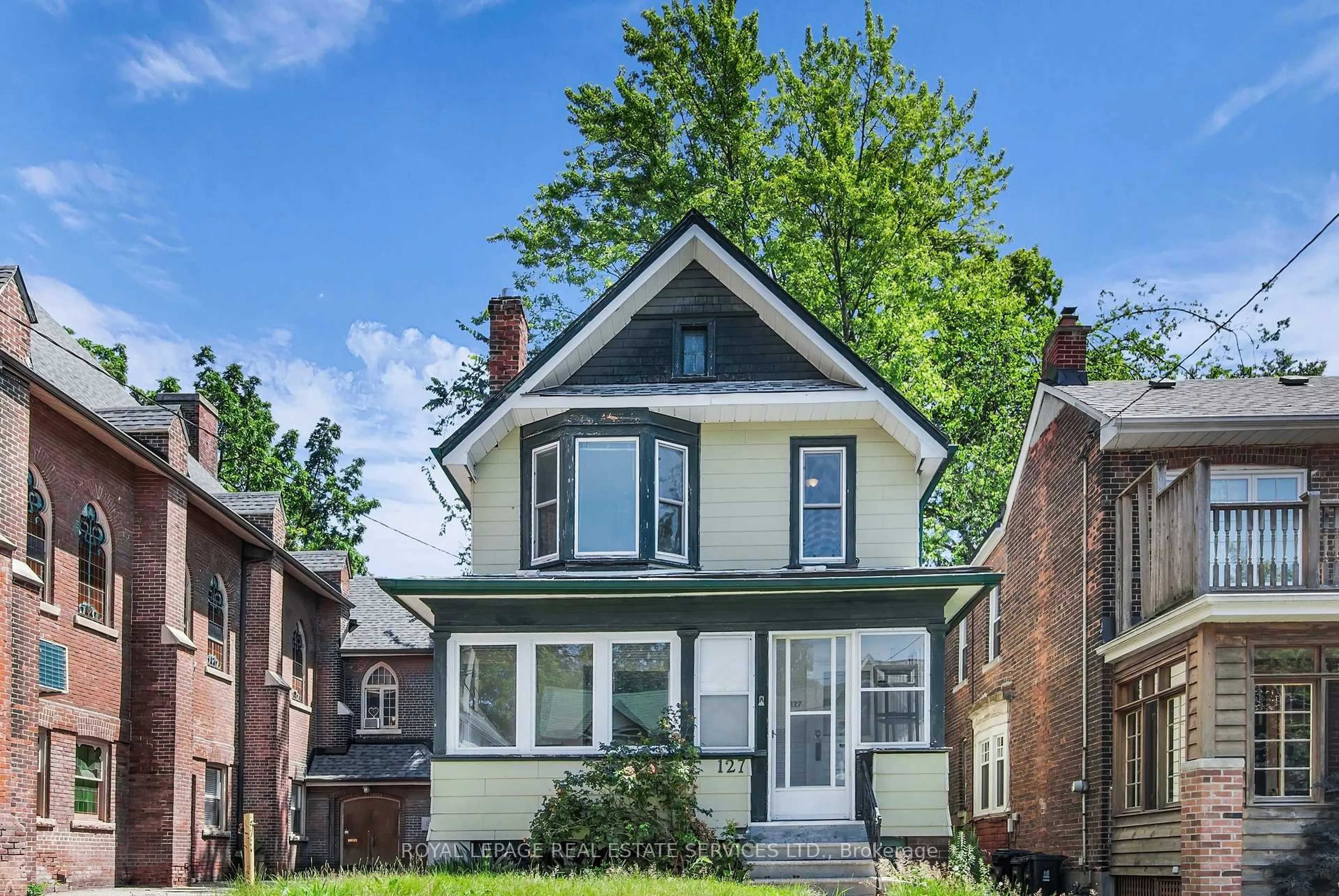 Home with brick exterior material, street for 127 Waverley Rd, Toronto Ontario M4L 3T4