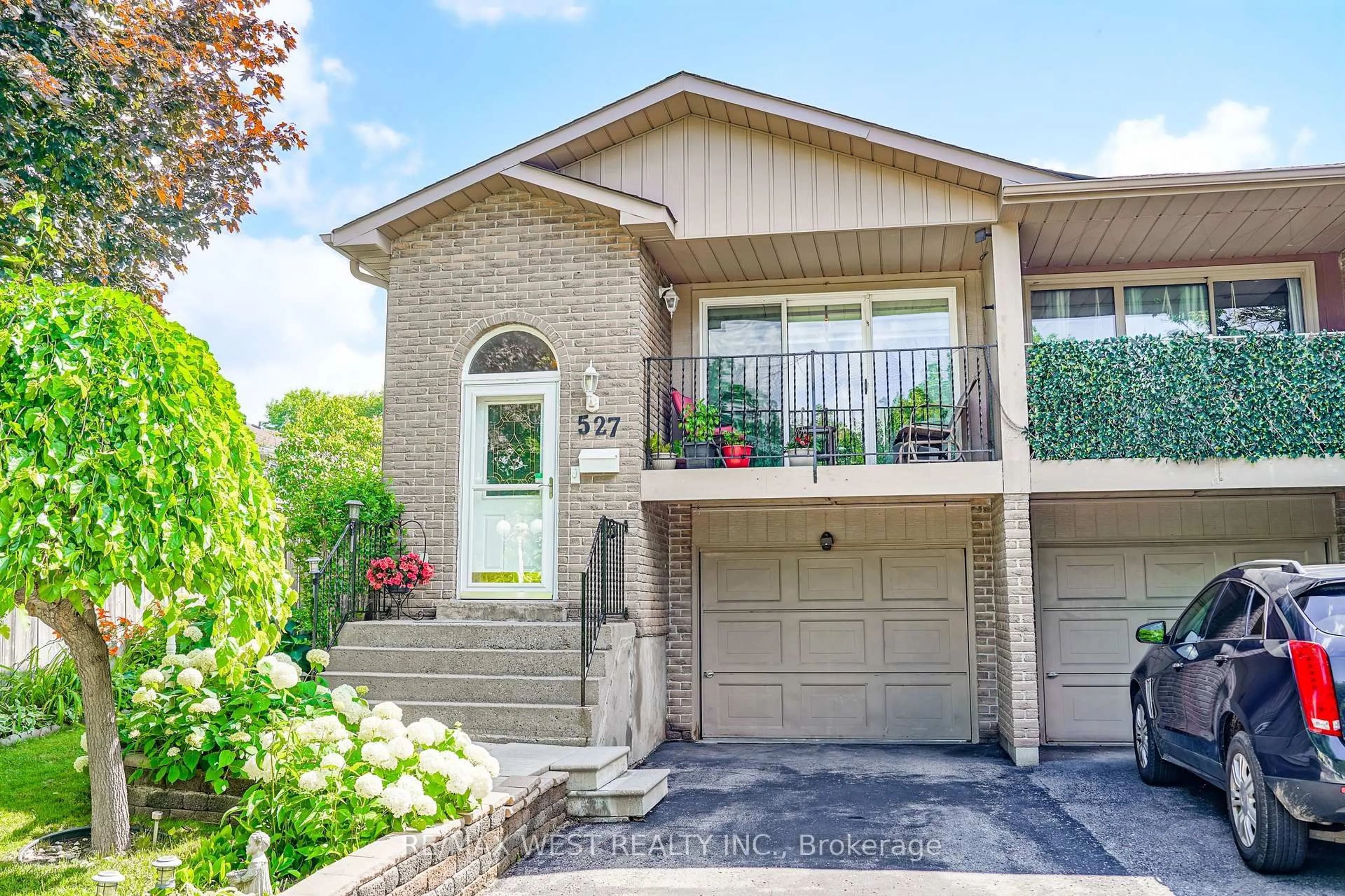 Home with brick exterior material, street for 527 Birkdale St, Oshawa Ontario L1H 8C3