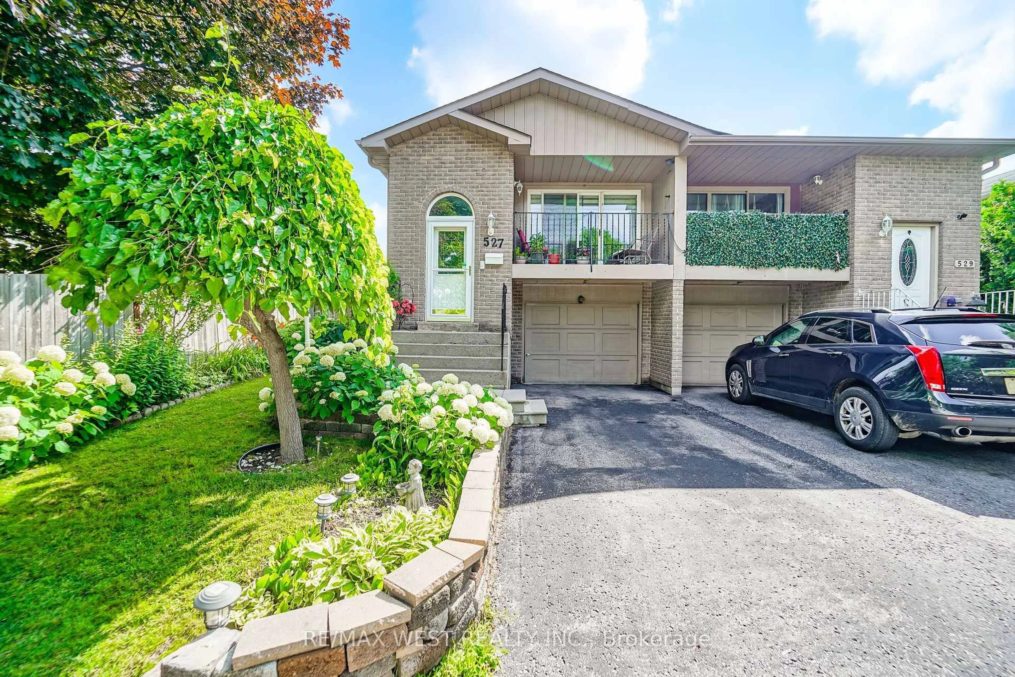Unknown for 527 Birkdale St, Oshawa Ontario L1H 8C3