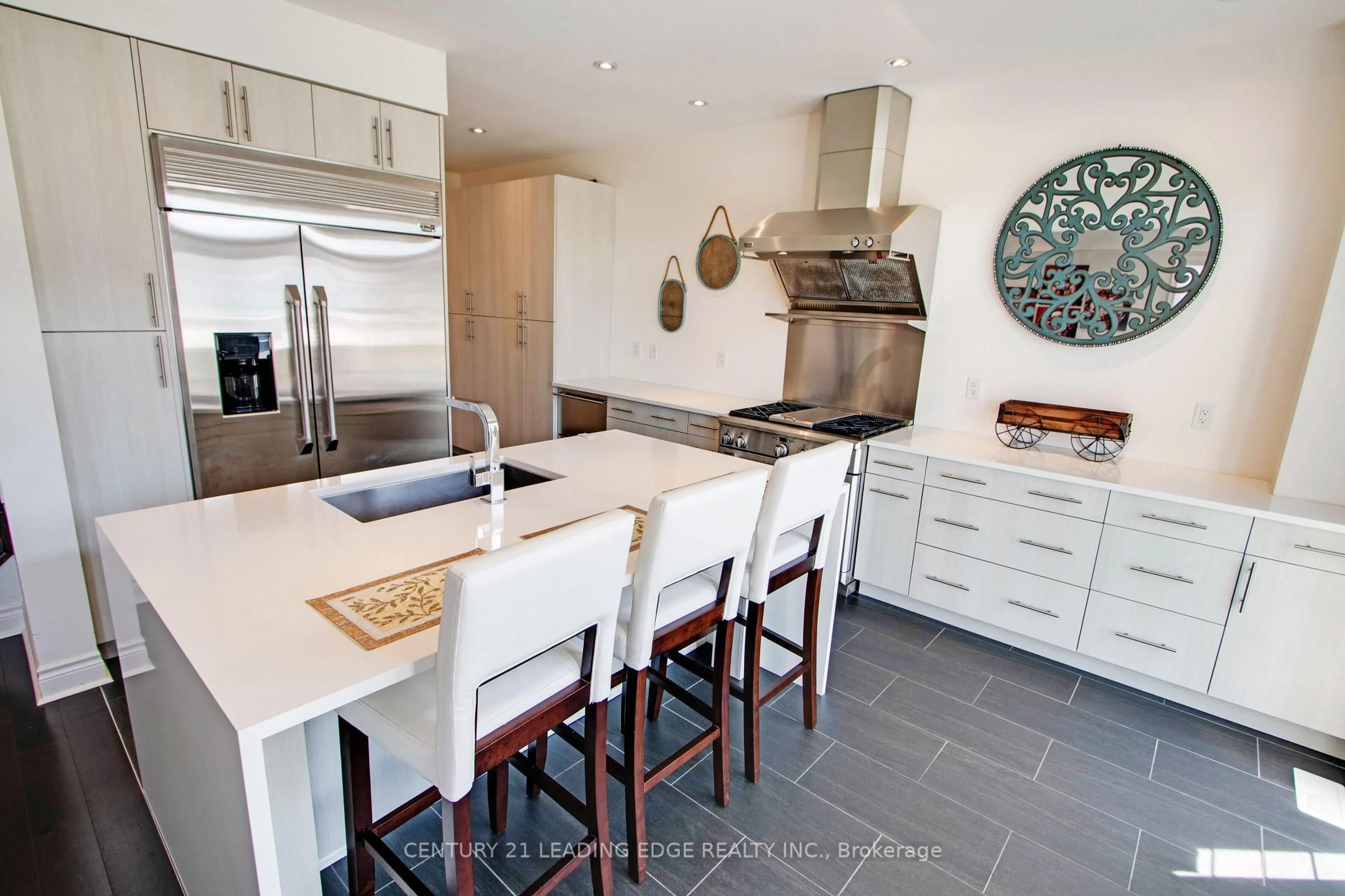 Contemporary kitchen, ceramic/tile floor for 1930 Cocklin Cres, Oshawa Ontario L1K 0T6