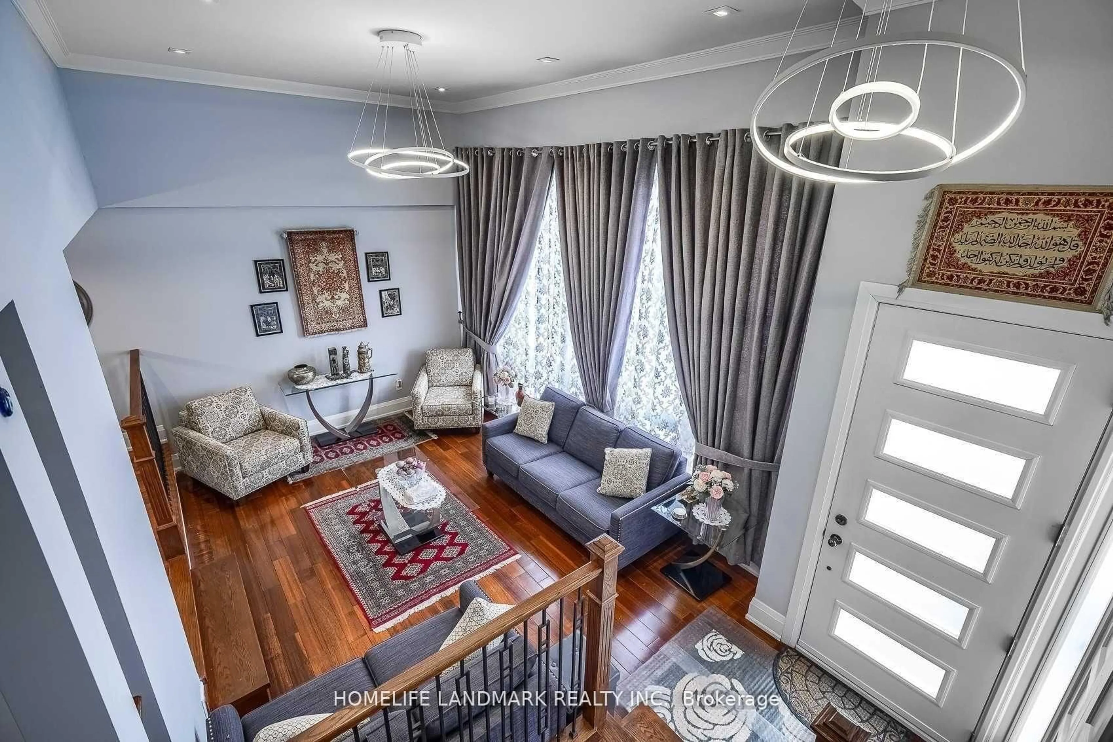 Living room with furniture, unknown for 1703 Shadybrook Dr, Pickering Ontario L1V 3A3