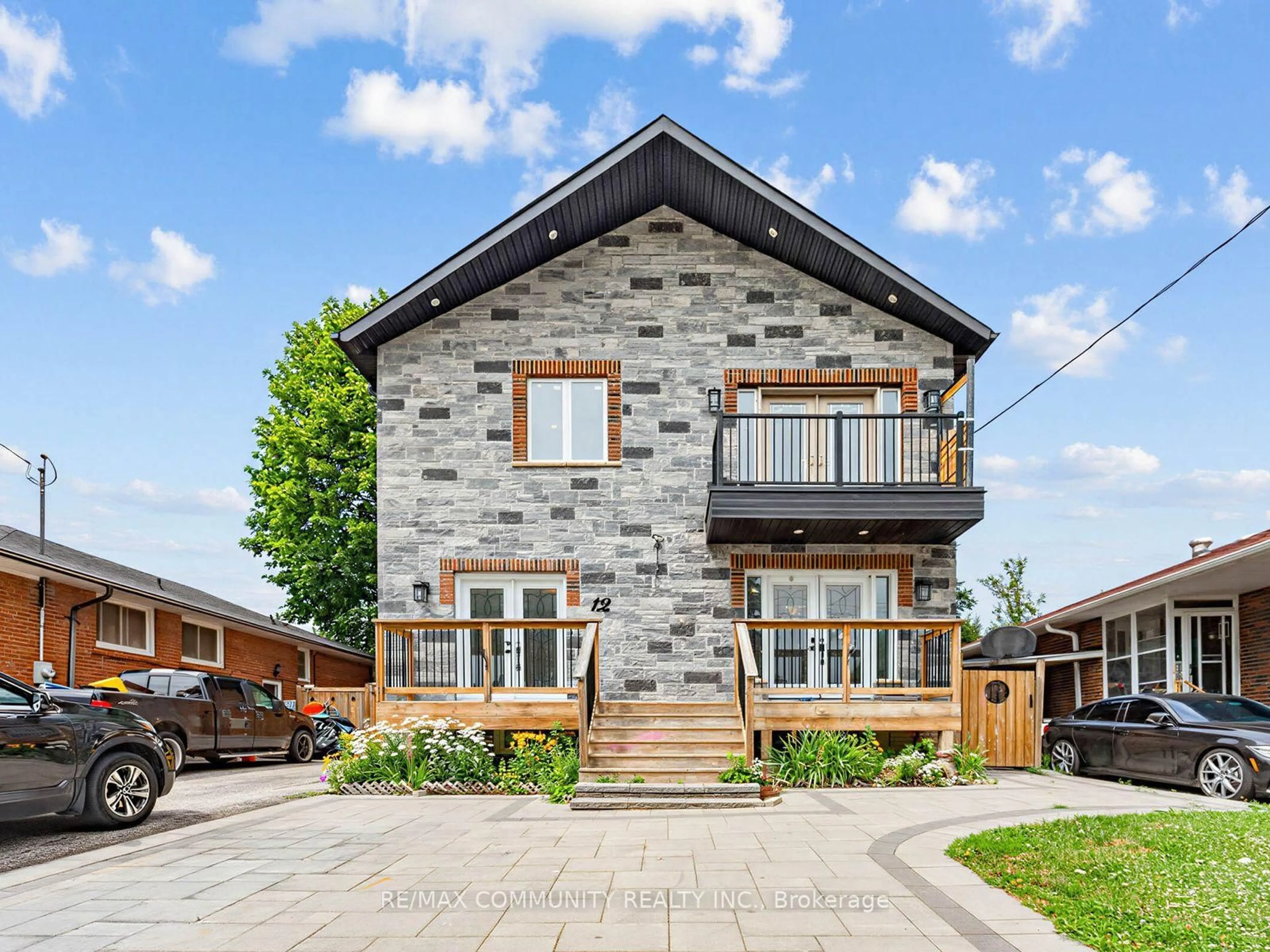 Home with brick exterior material, building for 12 Janray Dr, Toronto Ontario M1G 1Y1