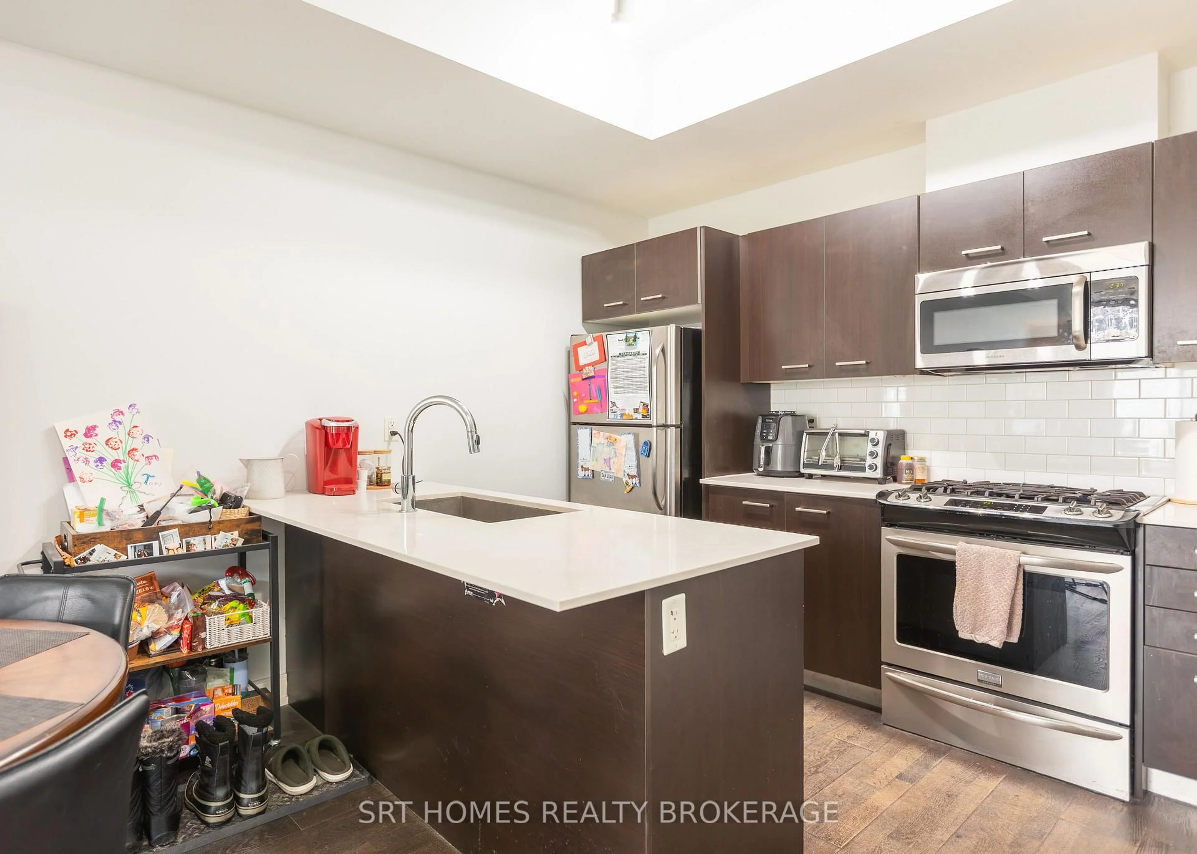 Unknown for 1321 Gerrard St #3, Toronto Ontario M4L 1Y8