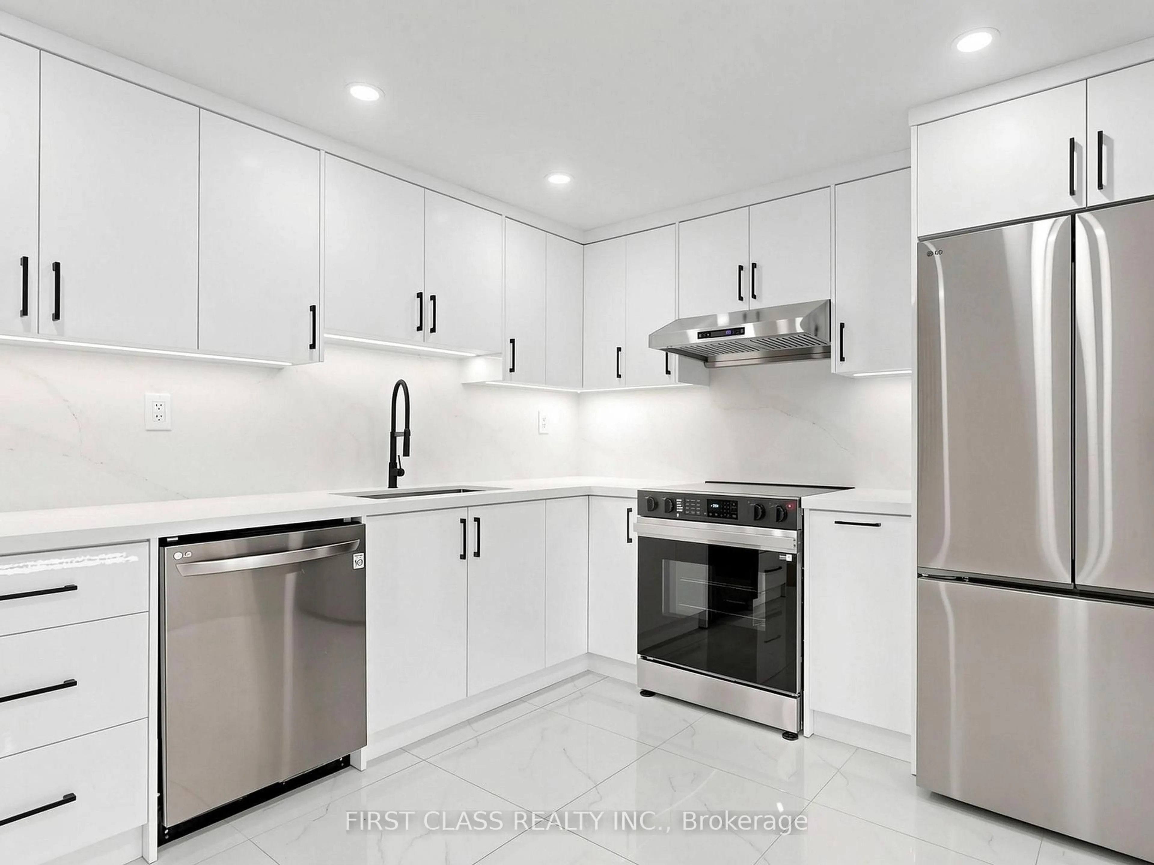 Standard kitchen, ceramic/tile floor for 850 Huntingwood Dr #38, Toronto Ontario M1T 2L9