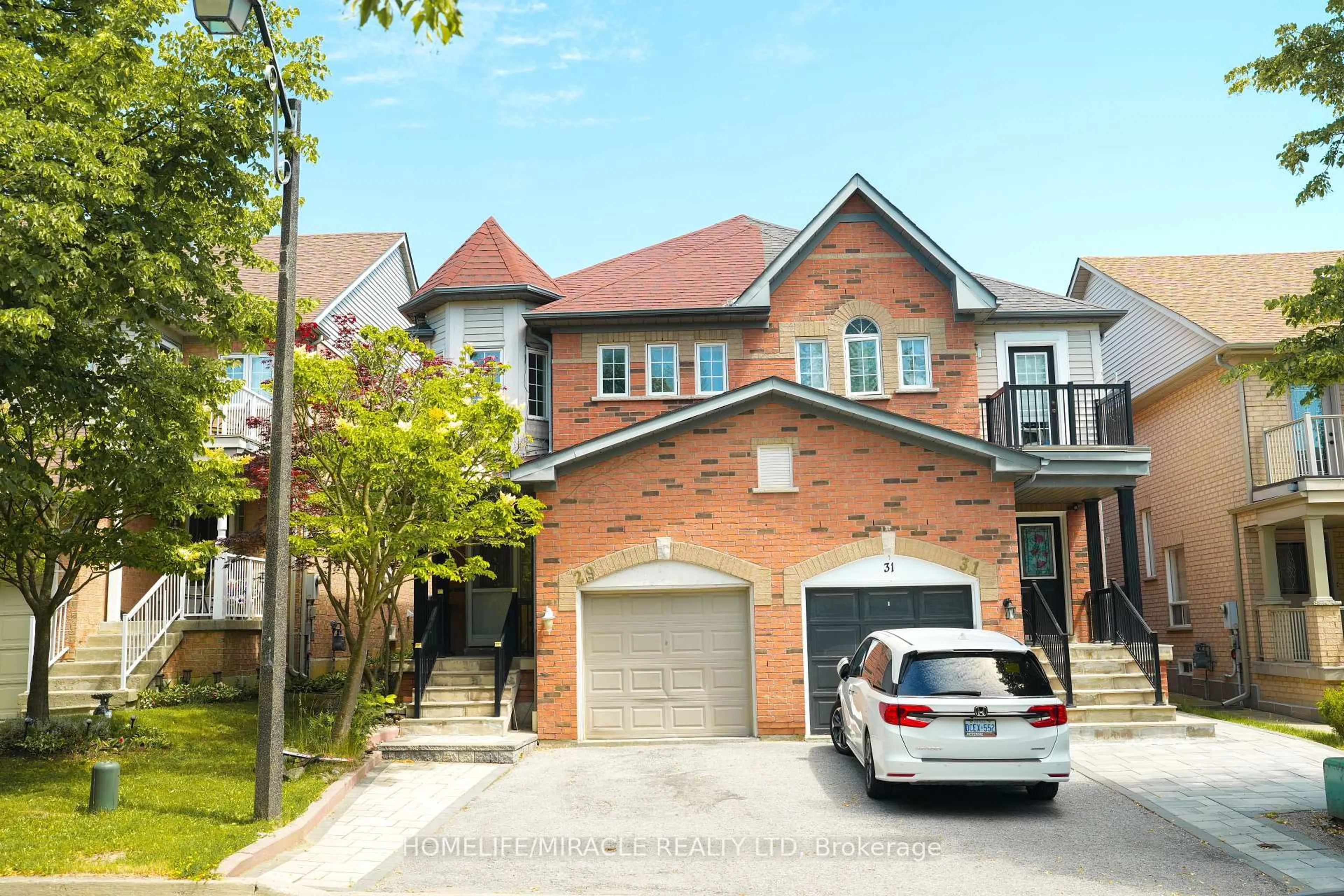 Home with brick exterior material, street for 29 Hemans Crt, Ajax Ontario L1T 4B9
