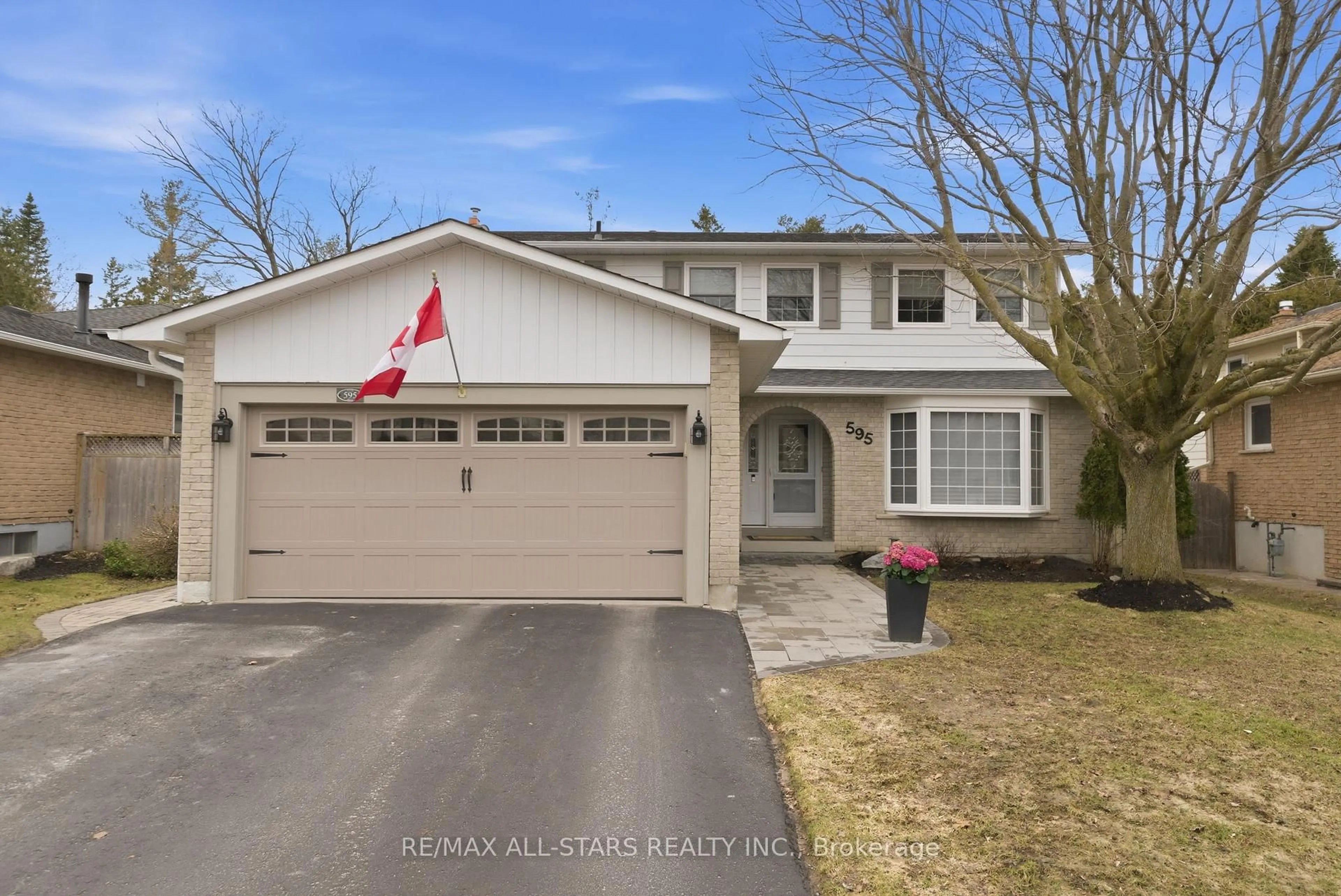 Home with vinyl exterior material, street for 595 Walsh Dr, Scugog Ontario L9L 1K6