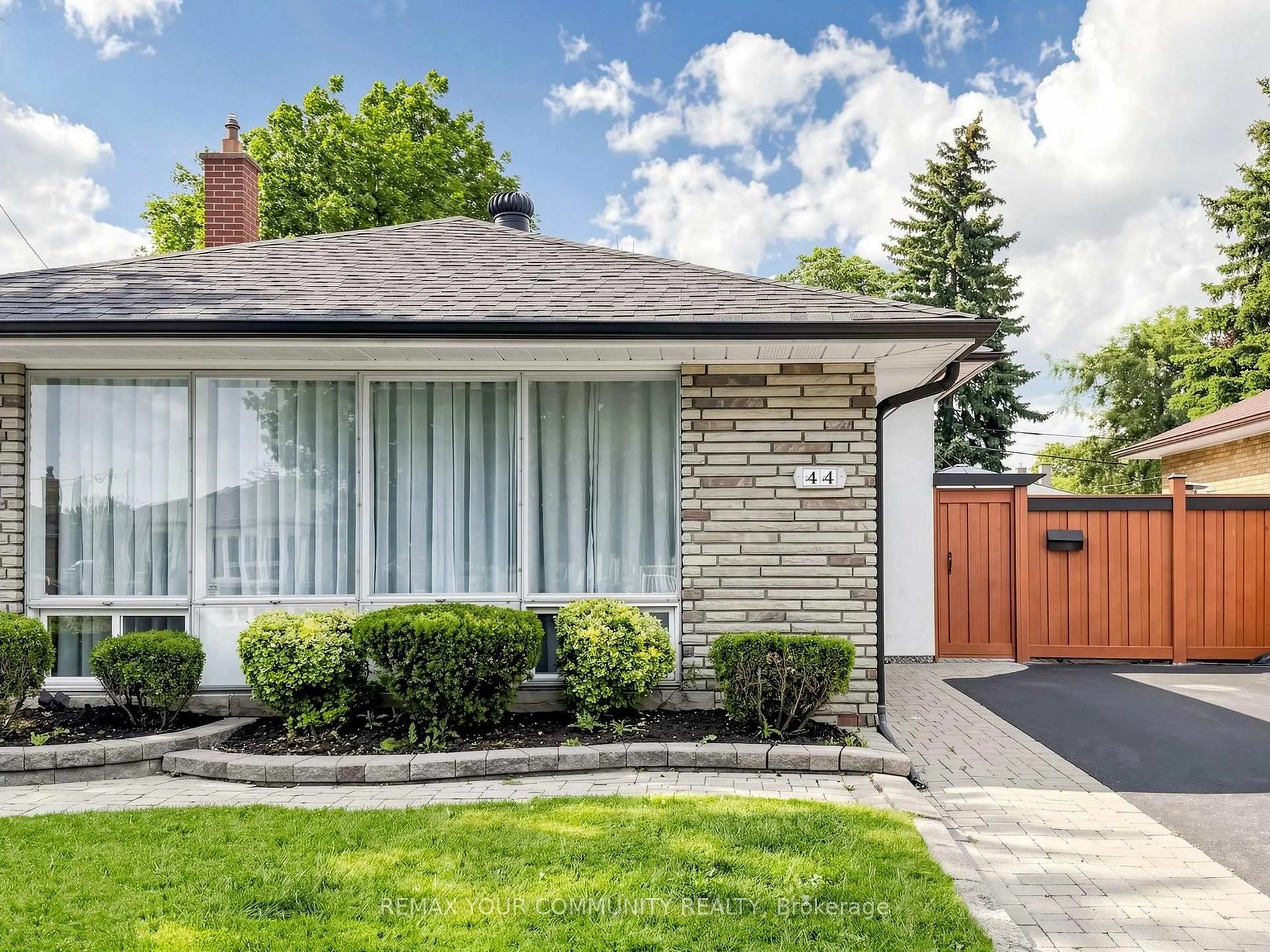 Home with brick exterior material, street for 44 Lewiston Rd, Toronto Ontario M1P 1X9