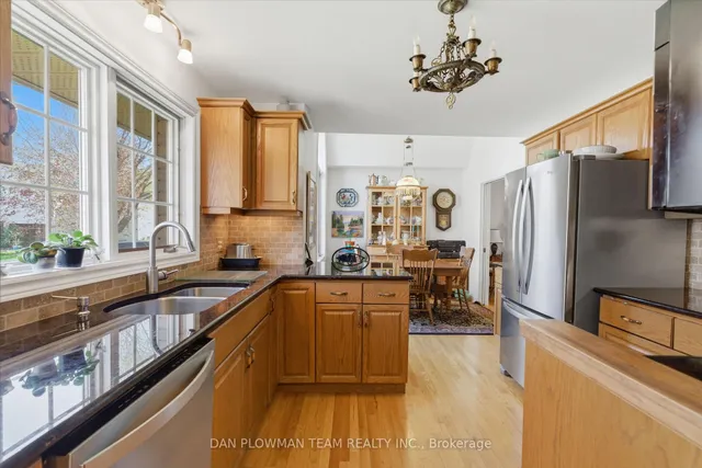 10 Barrington Pl, Clarington 5