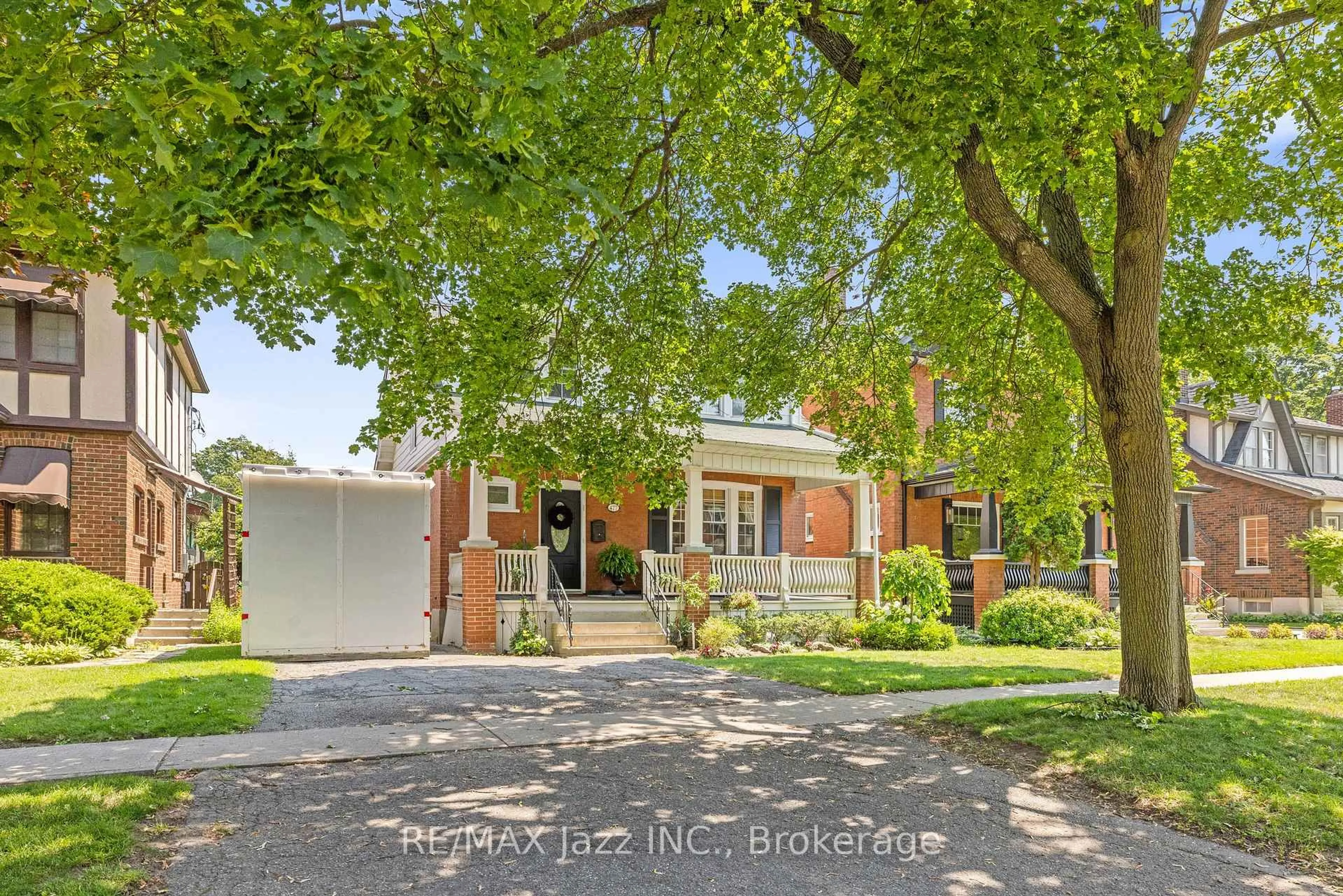 Home with brick exterior material, street for 477 Masson St, Oshawa Ontario L1G 5A1