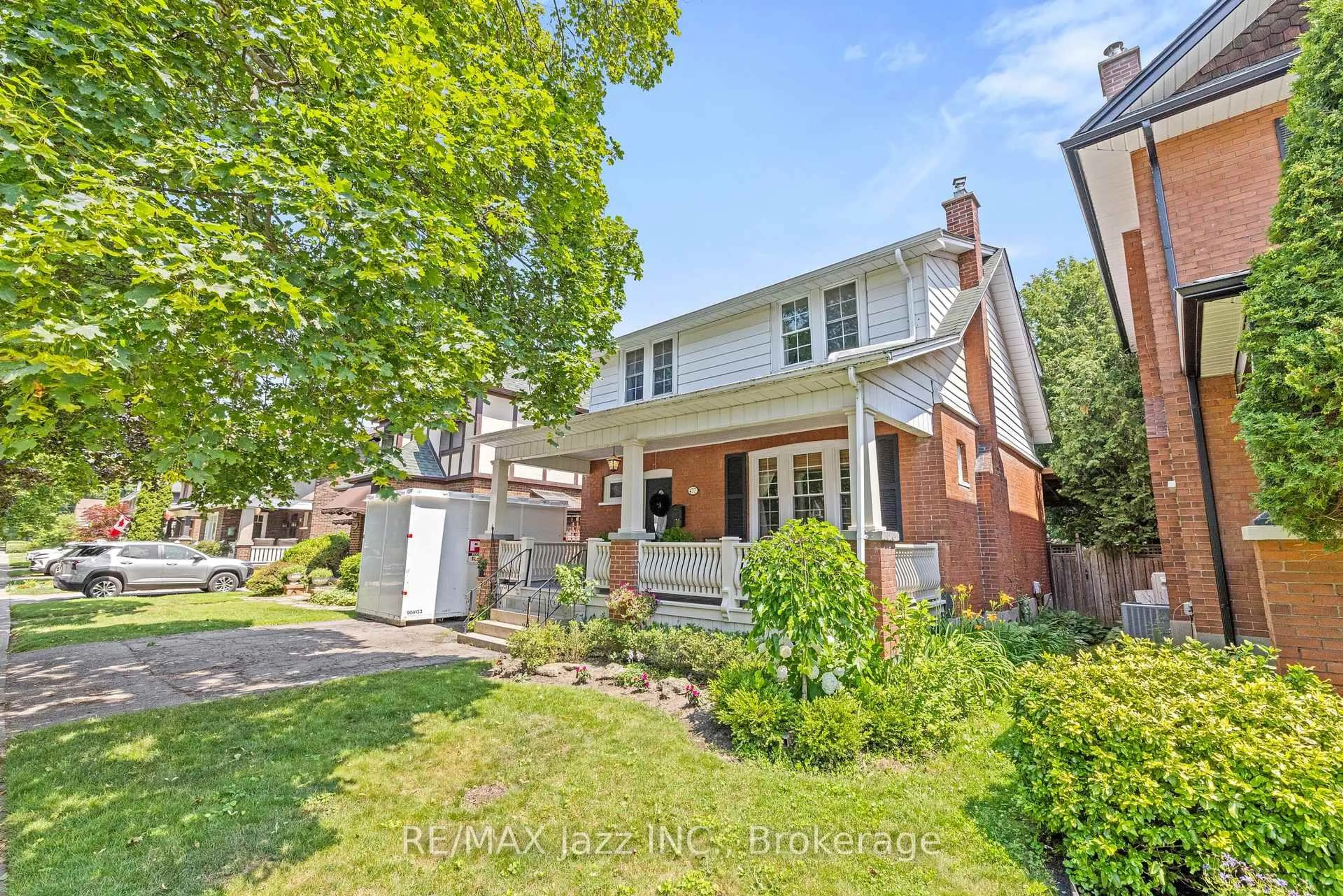 Home with brick exterior material, street for 477 Masson St, Oshawa Ontario L1G 5A1