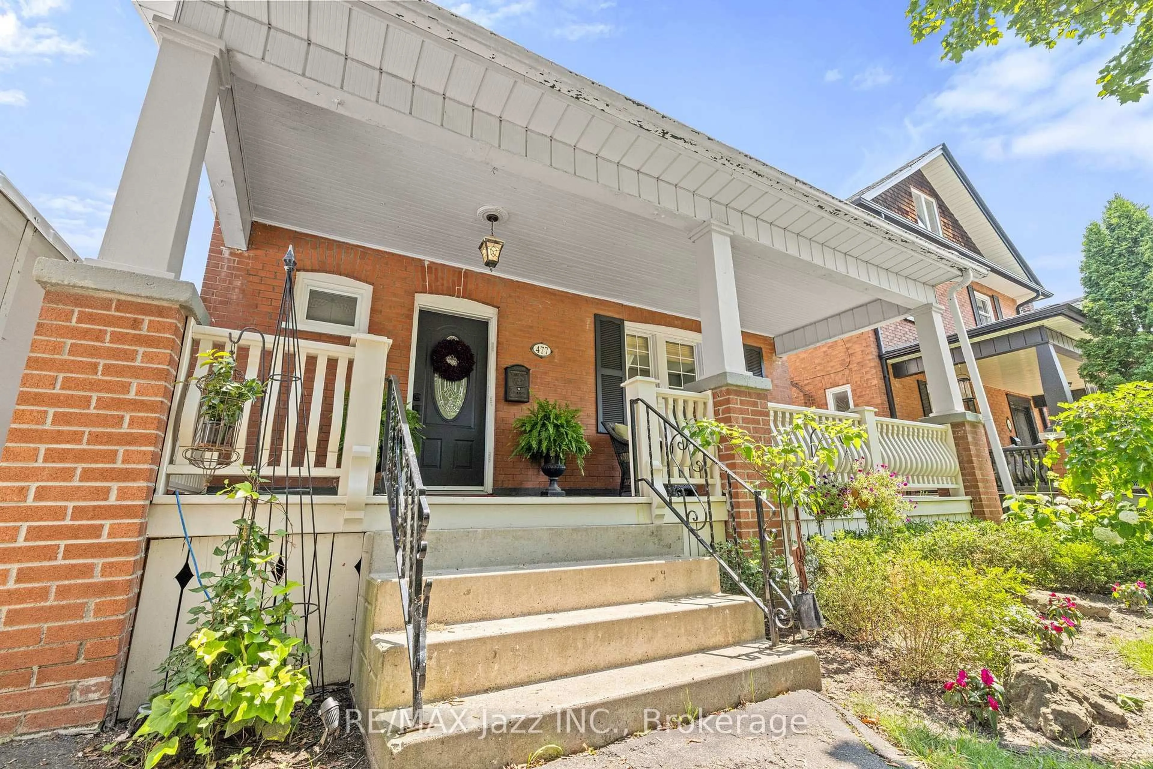 Unknown for 477 Masson St, Oshawa Ontario L1G 5A1