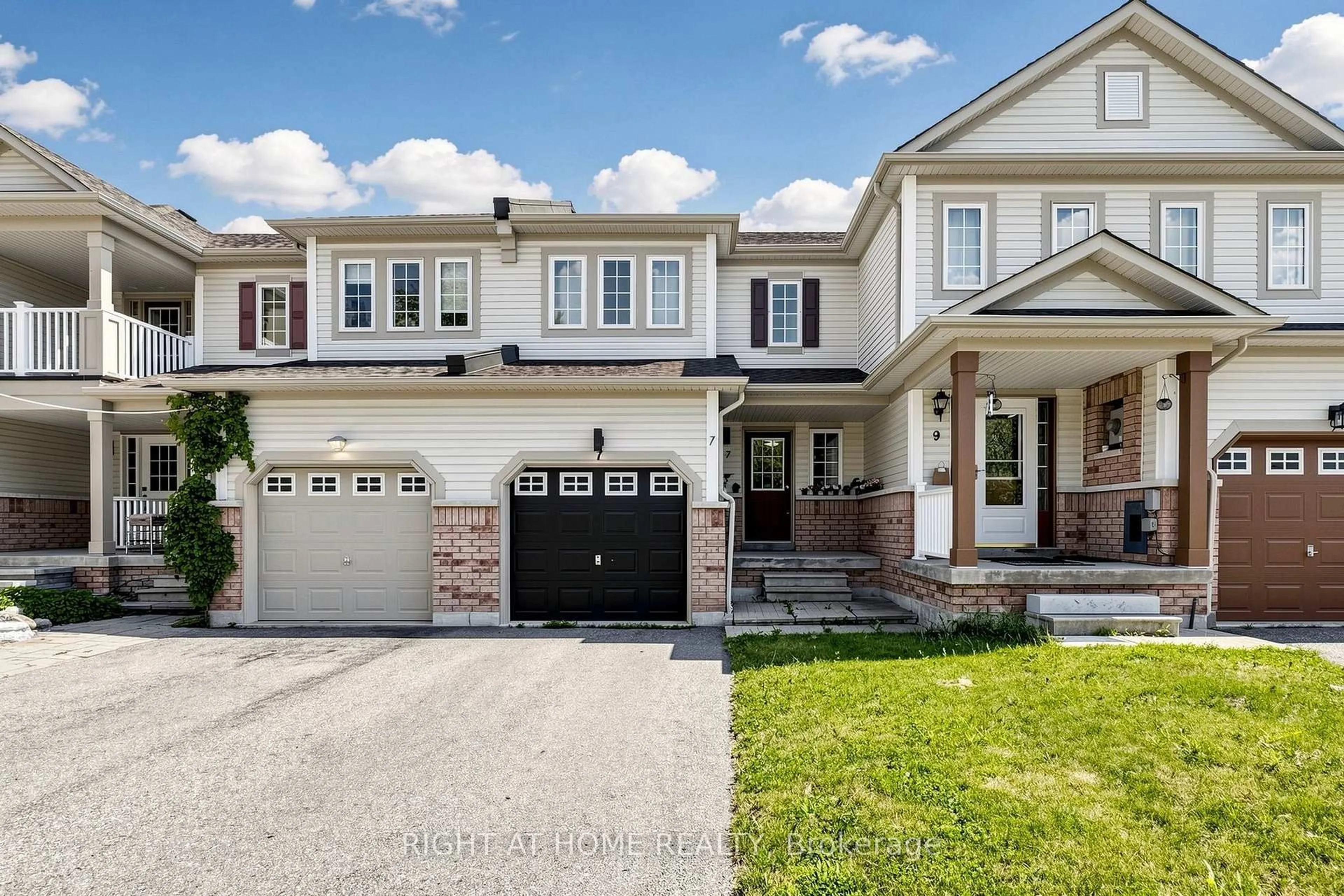 Home with brick exterior material, street for 7 Macmillan Ave, Whitby Ontario L1R 3H4