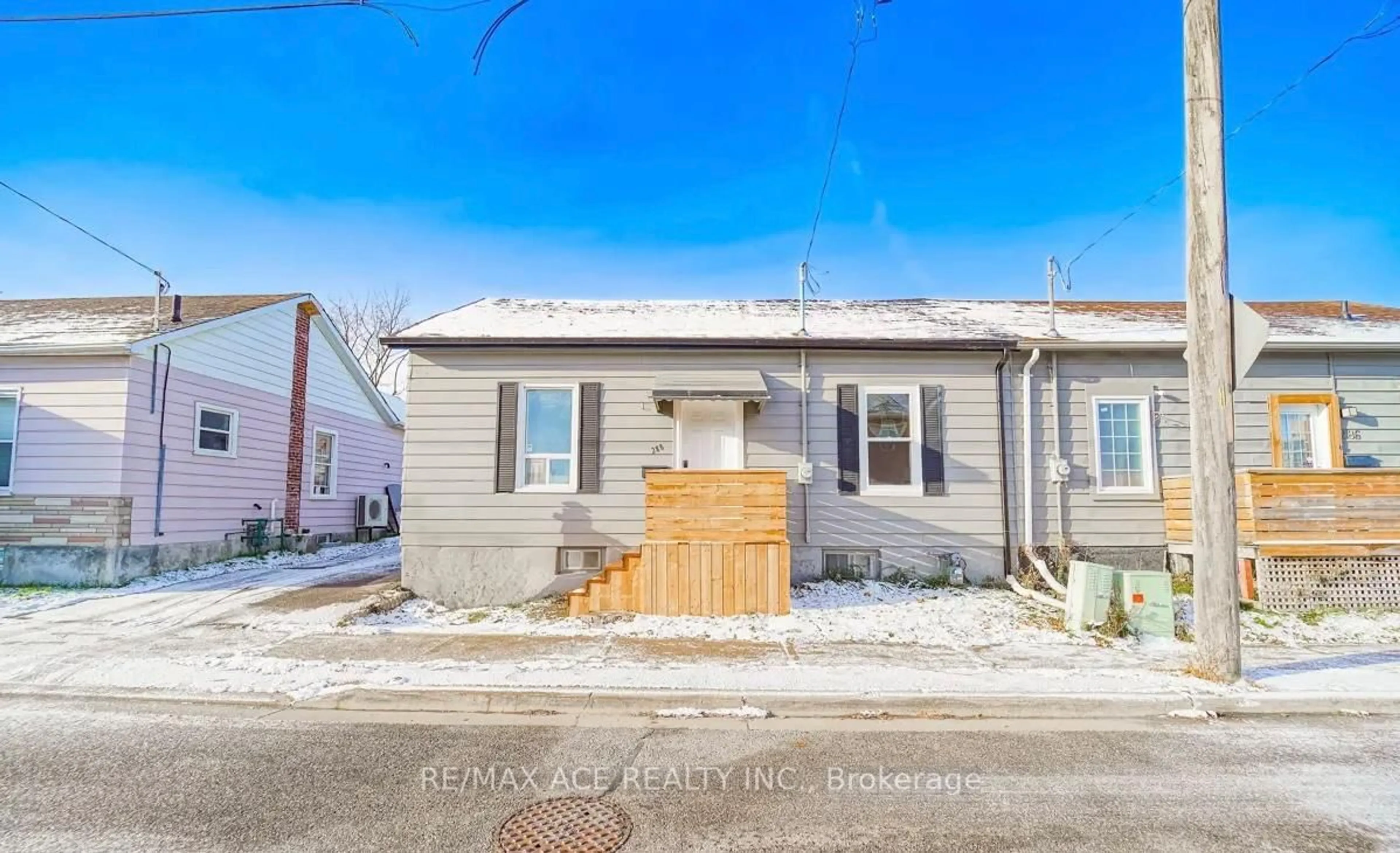 Unknown for 288 Celina St, Oshawa Ontario L1H 4P1