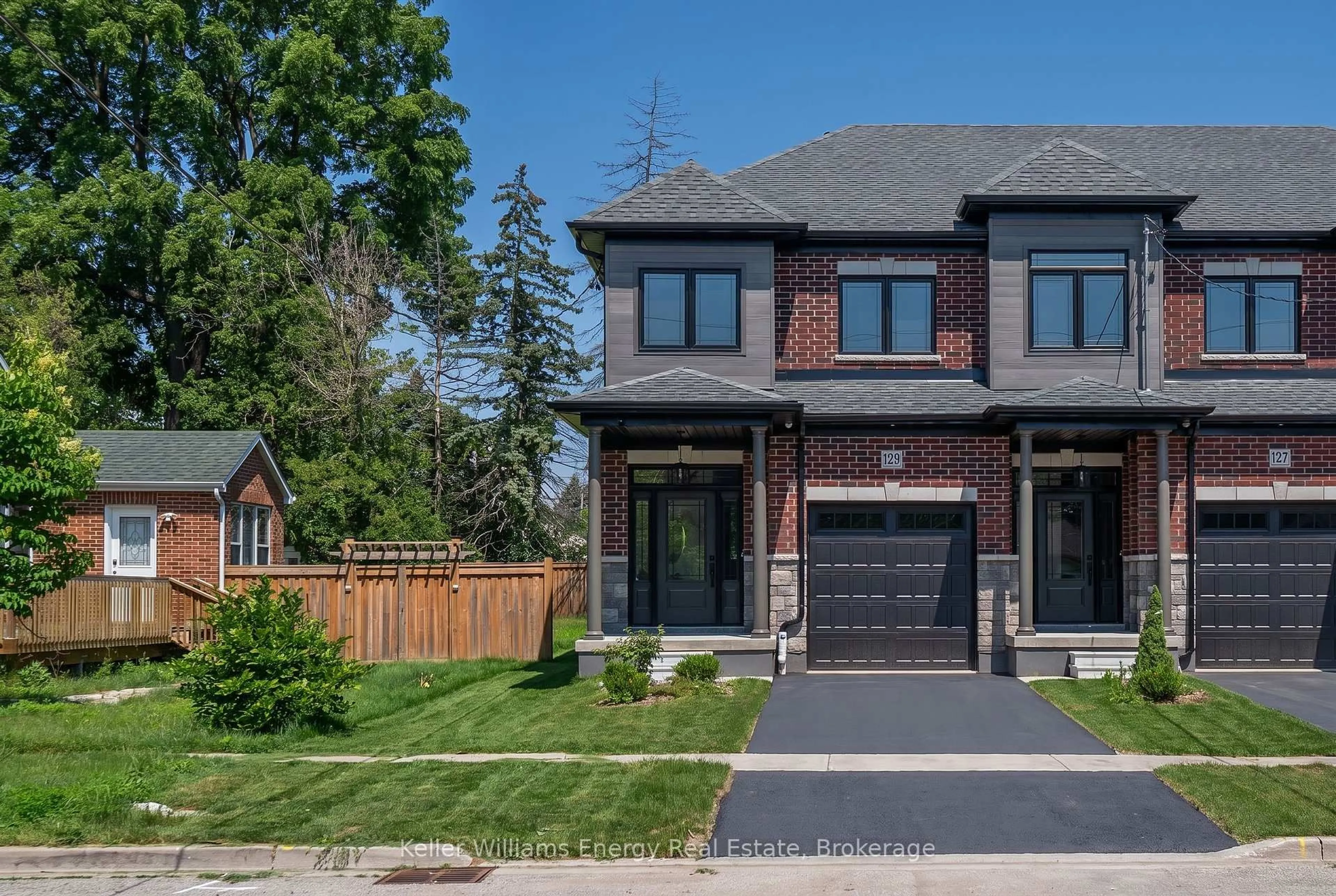 Home with brick exterior material, street for 129 Hickory St, Whitby Ontario L1N 3X6