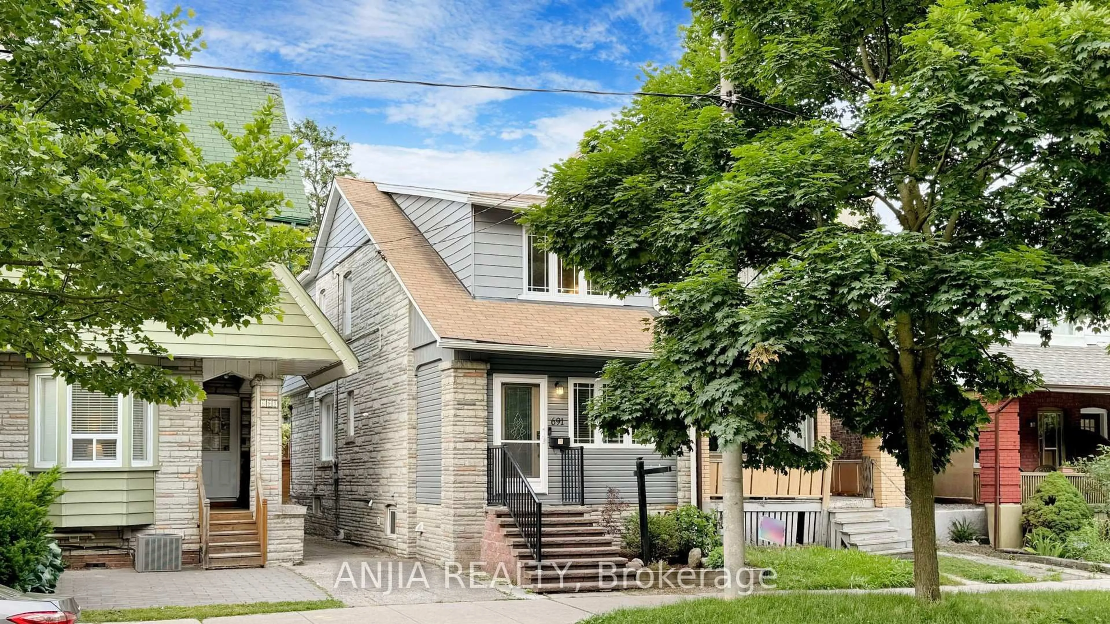 Home with brick exterior material, street for 691 Greenwood Ave, Toronto Ontario M4J 4B6