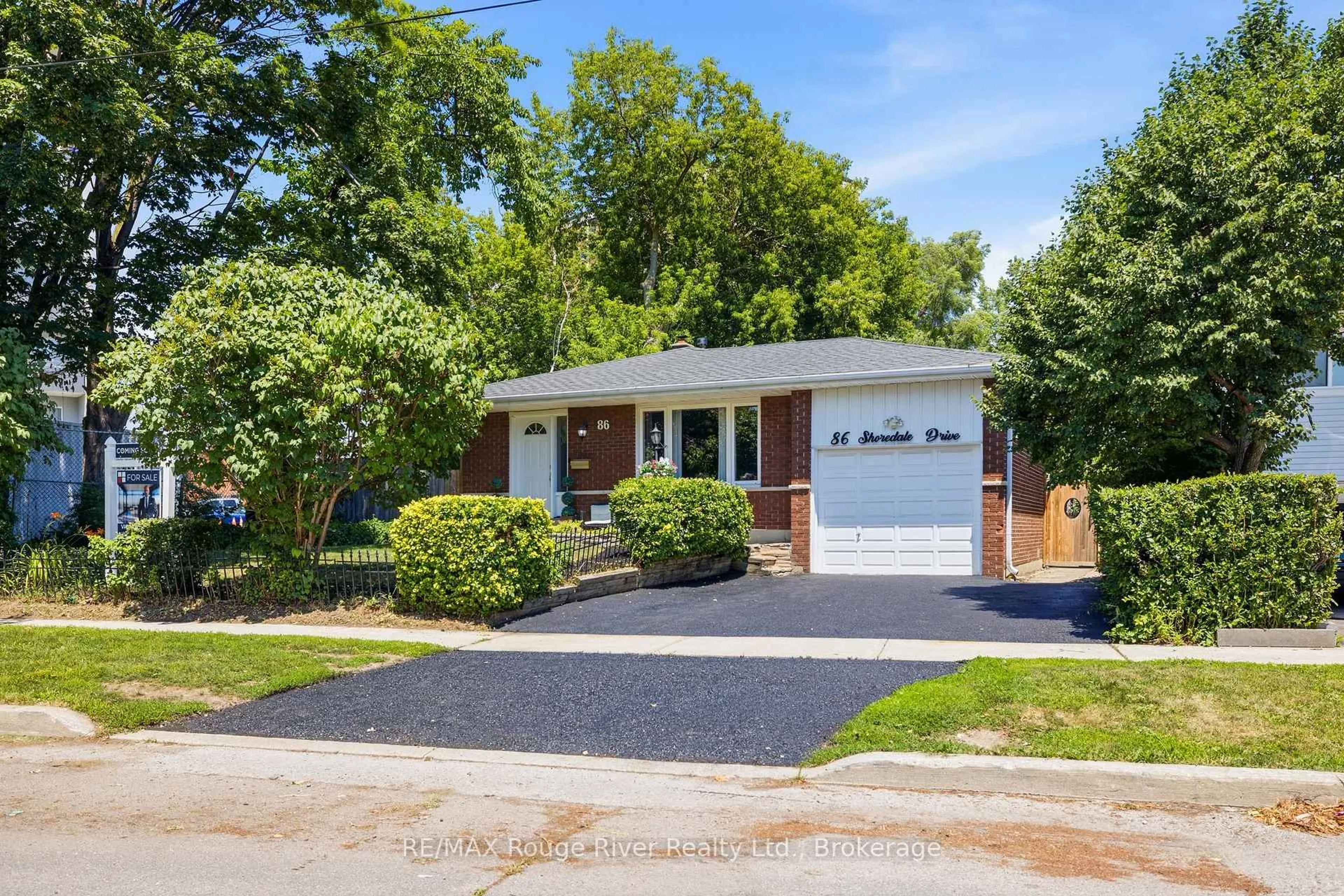 Home with brick exterior material, street for 86 Shoredale Dr, Toronto Ontario M1G 3S9