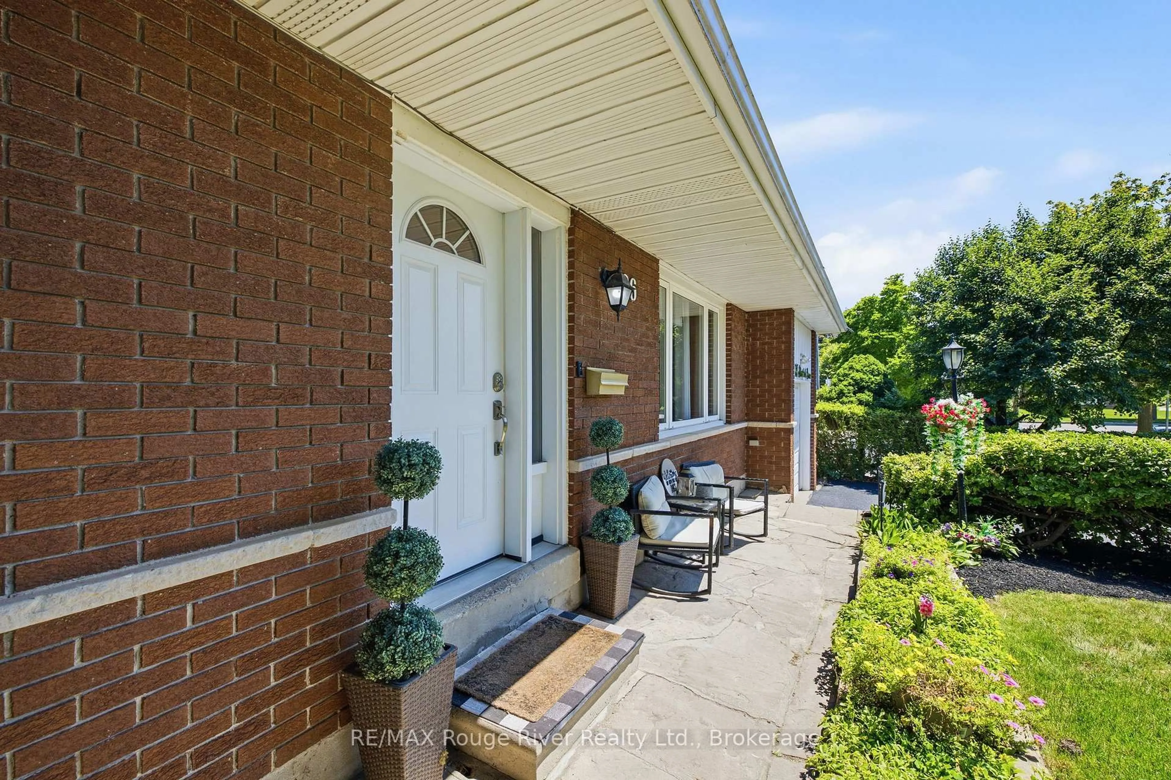 Home with brick exterior material, street for 86 Shoredale Dr, Toronto Ontario M1G 3S9