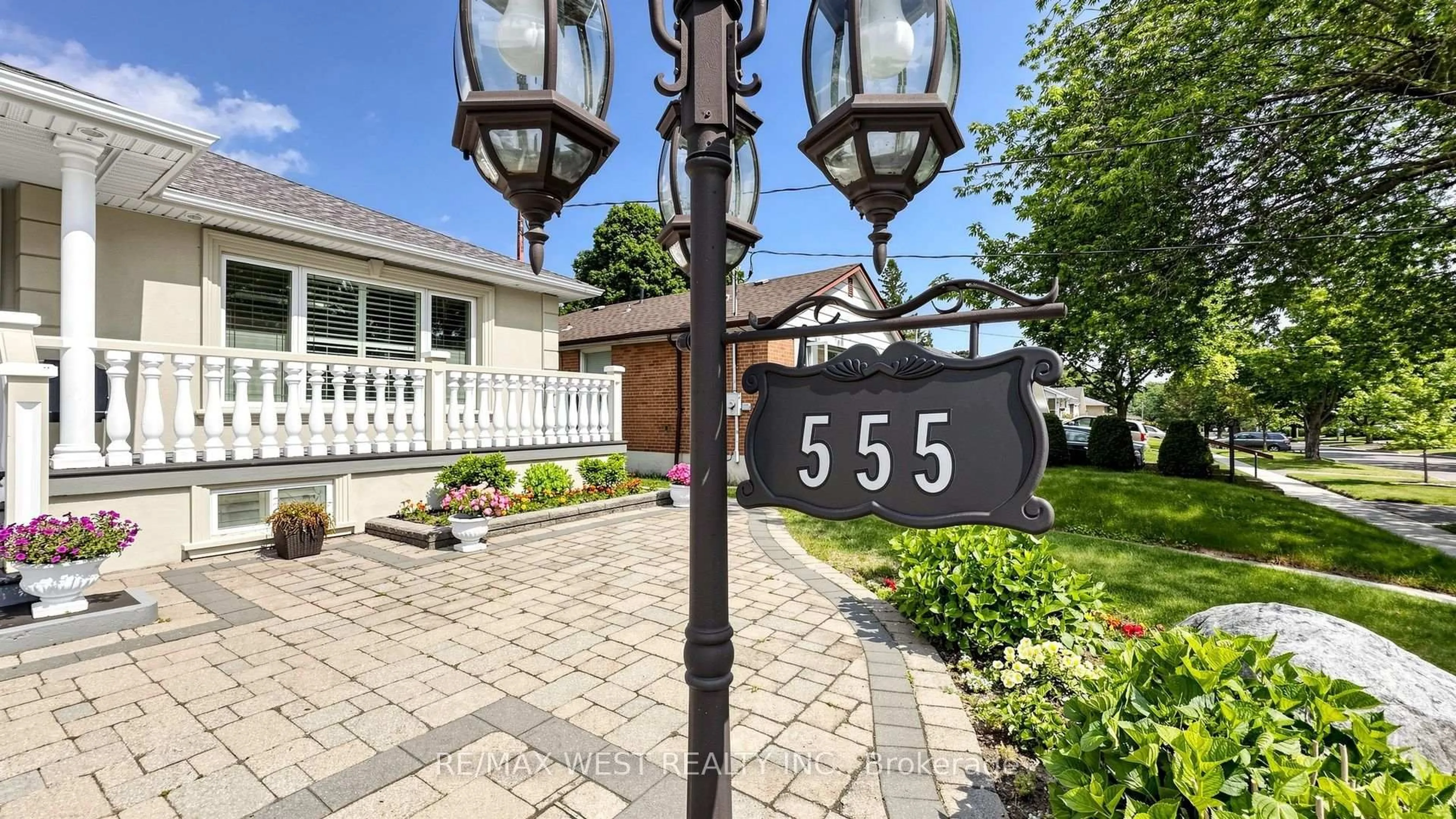 Unknown for 555 McCowan Rd, Toronto Ontario M1J 1J7