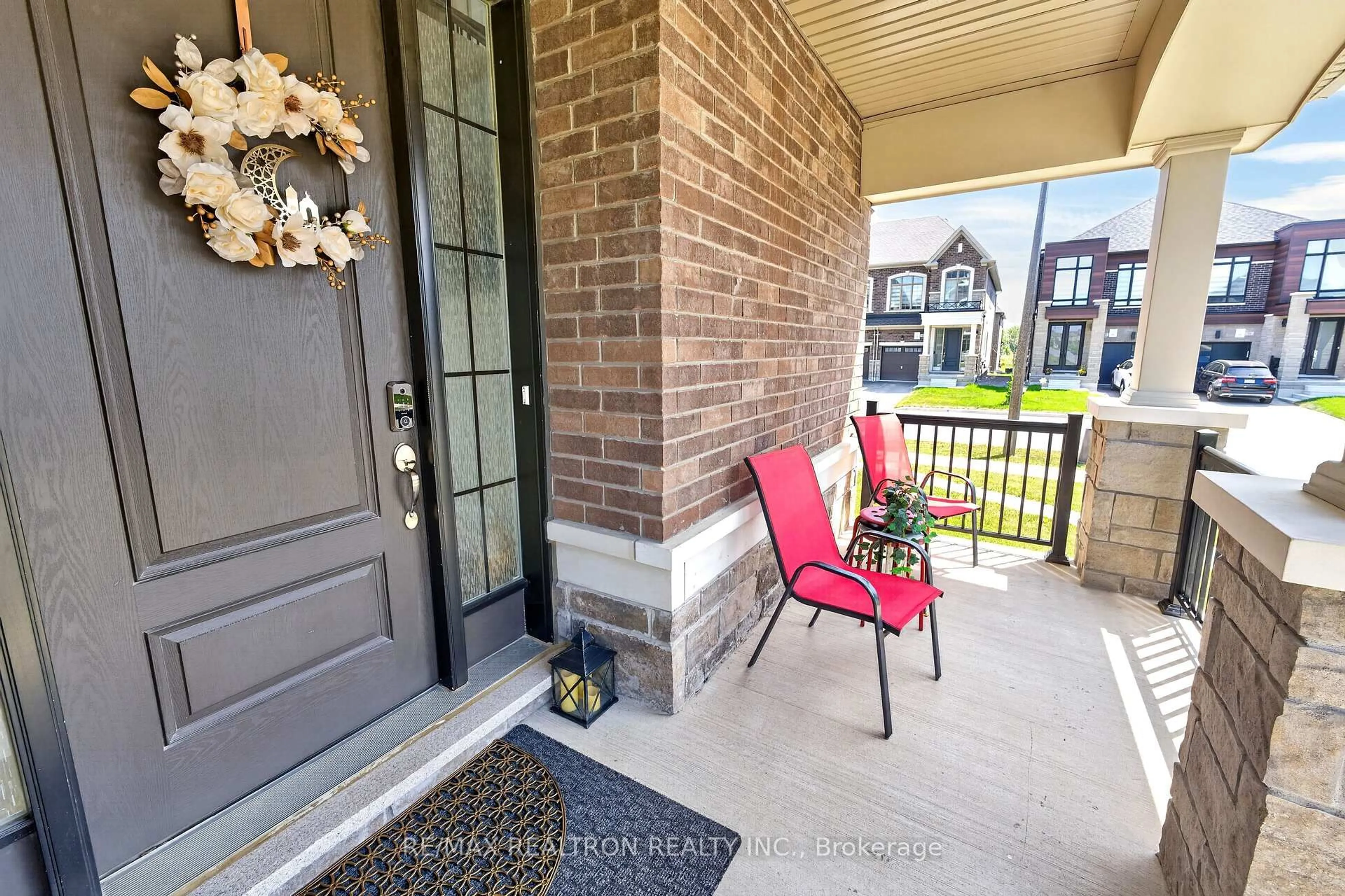 Unknown for 40 Auckland Dr, Whitby Ontario L1P 0G7