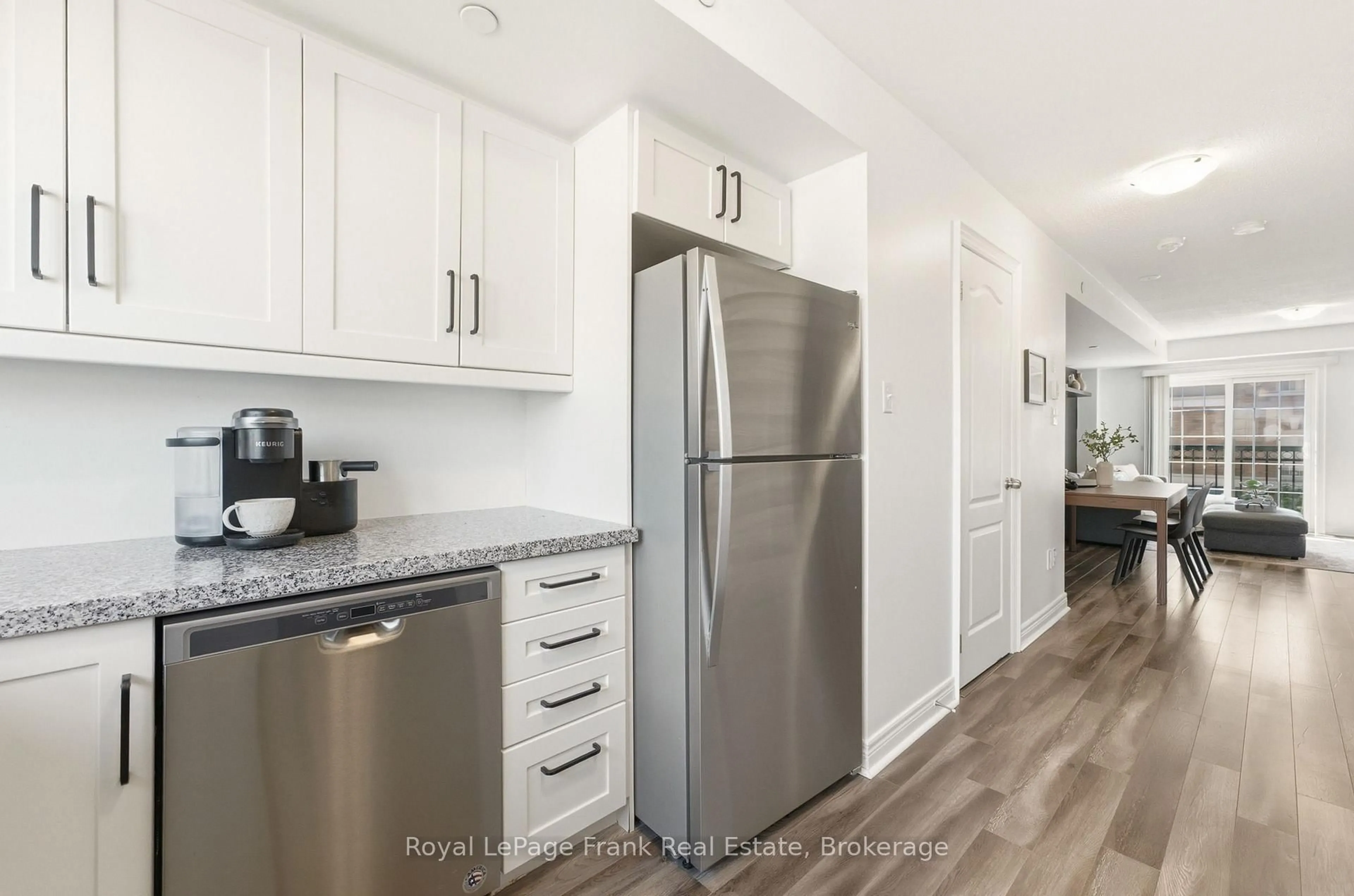 Open concept kitchen, unknown for 2550 Bromus Path #9, Oshawa Ontario L1H 7K4