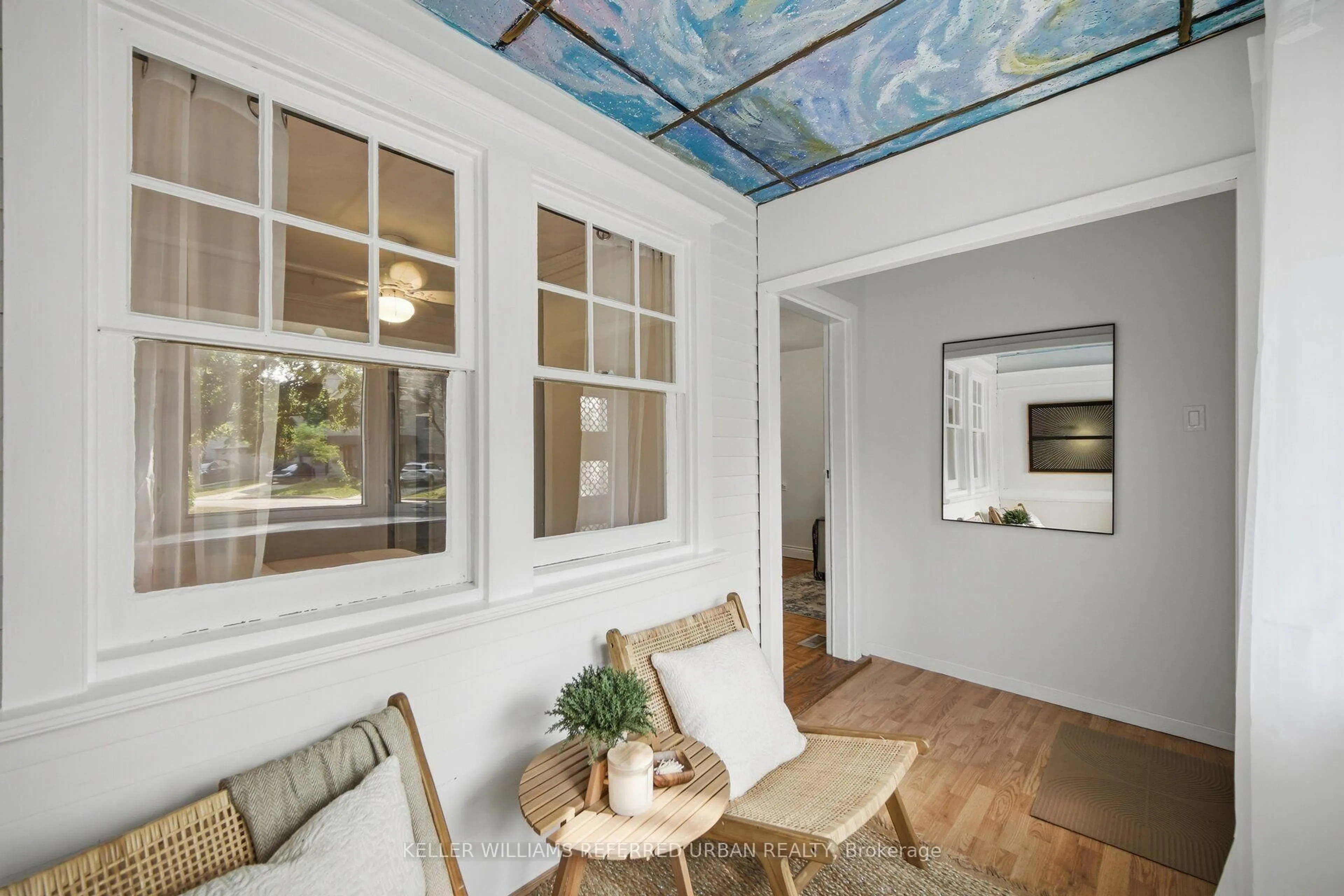 Indoor entryway for 153 Mcintosh St, Toronto Ontario M1N 3Y8