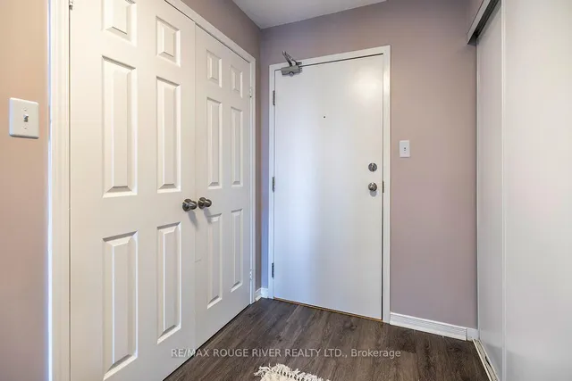 87 Aspen Springs Dr #307, Clarington 4
