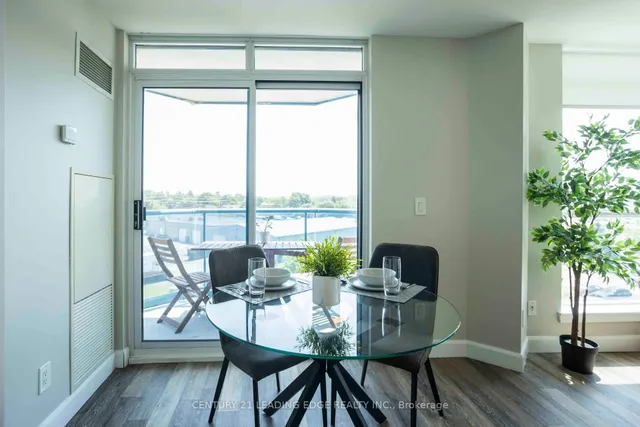 340 Watson St #402, Whitby 5