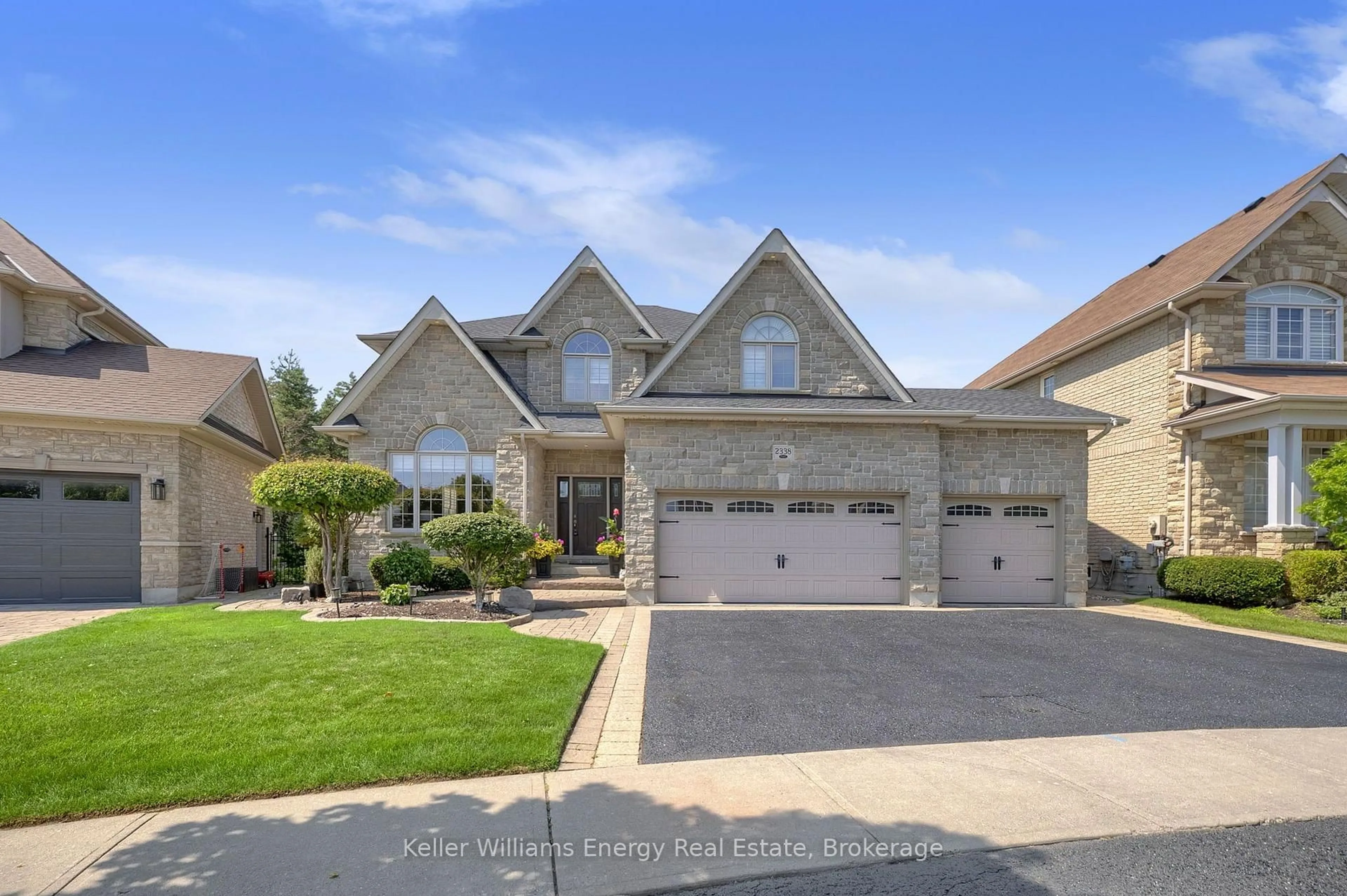 Unknown for 2338 Pindar Cres, Oshawa Ontario L1L 0C7
