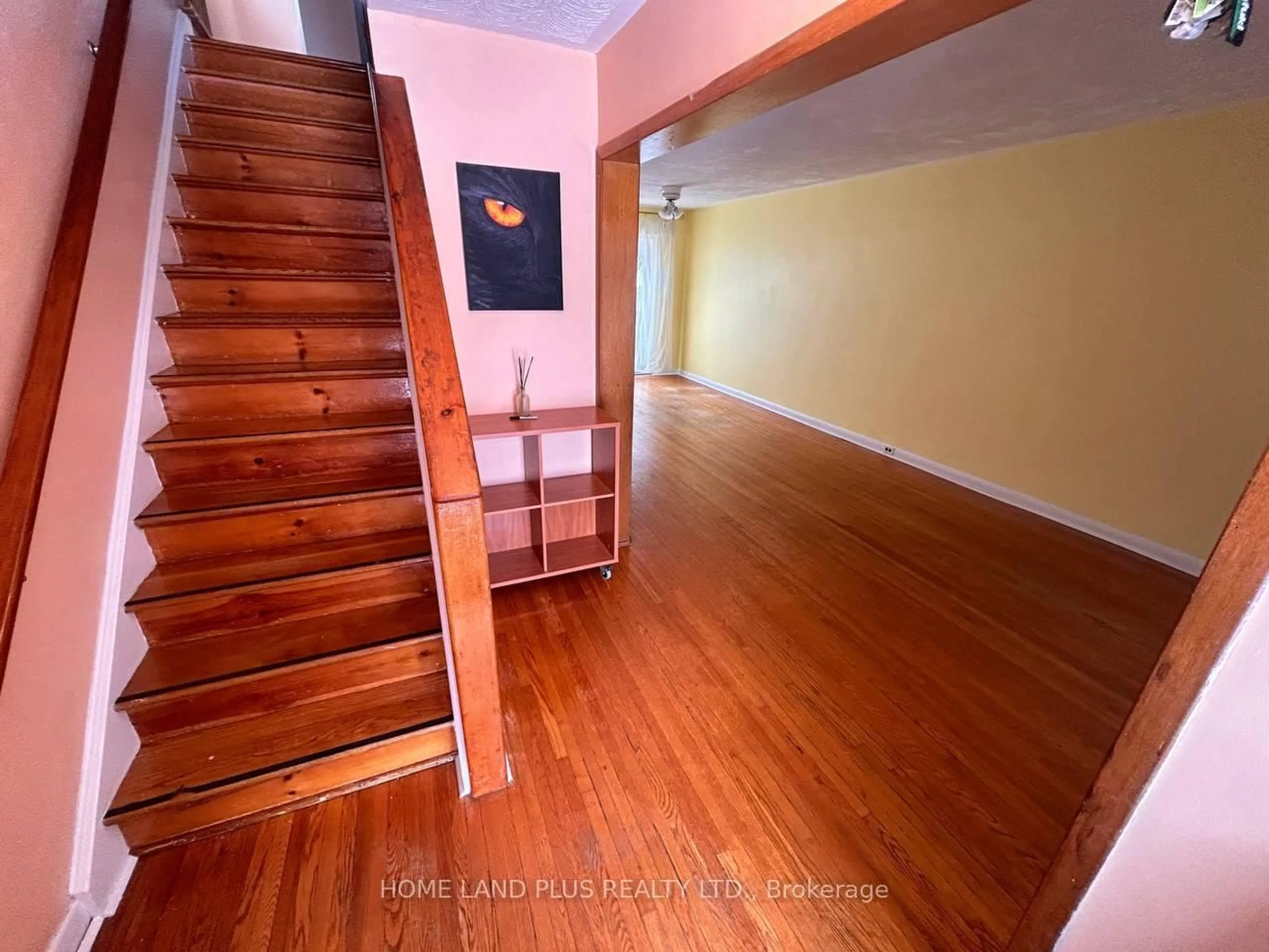 Unknown for 103 Bergen Rd, Toronto Ontario M1P 1S3