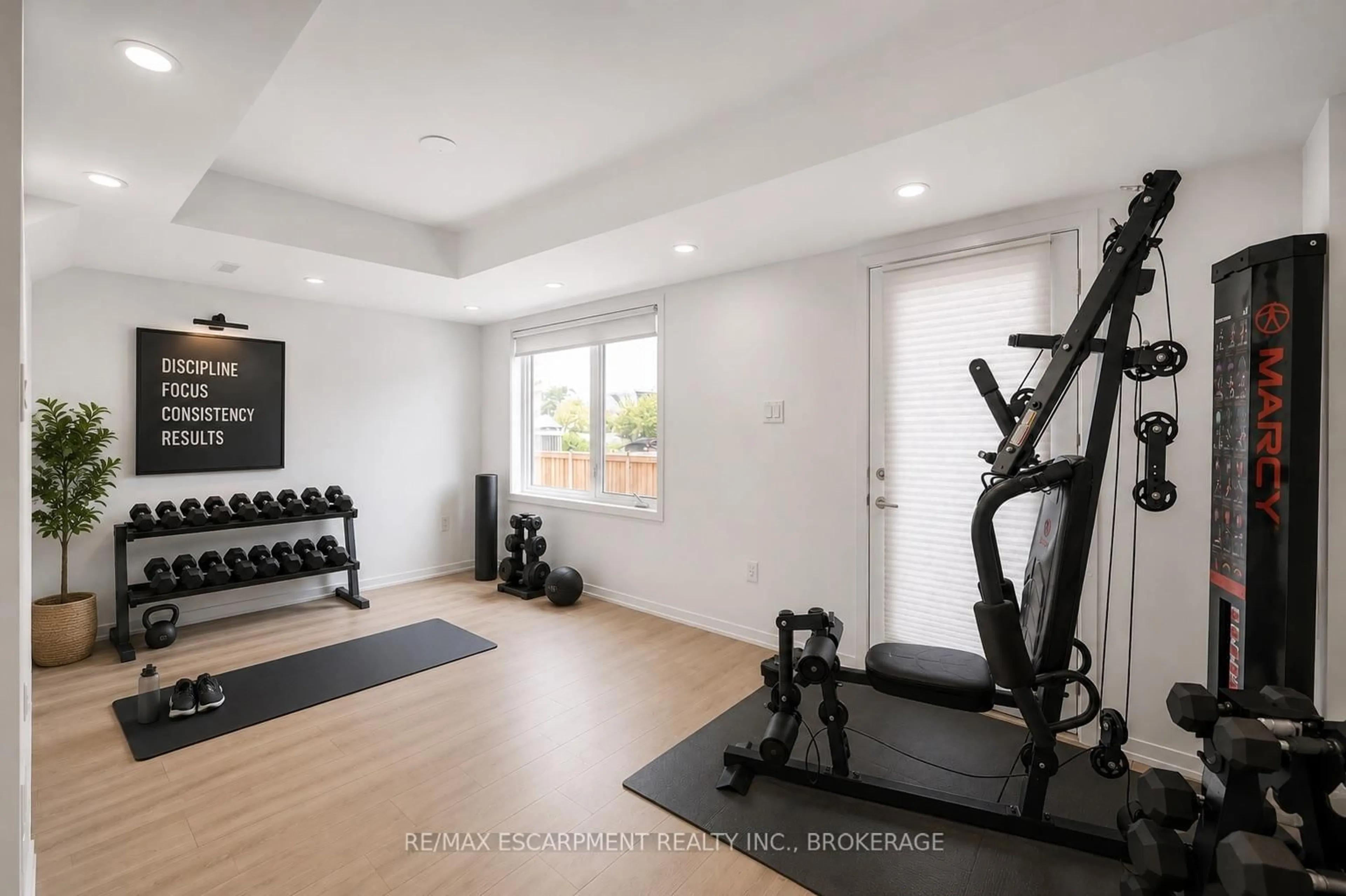 Gym or fitness room for 31 Pegler St, Ajax Ontario L1S 7M3