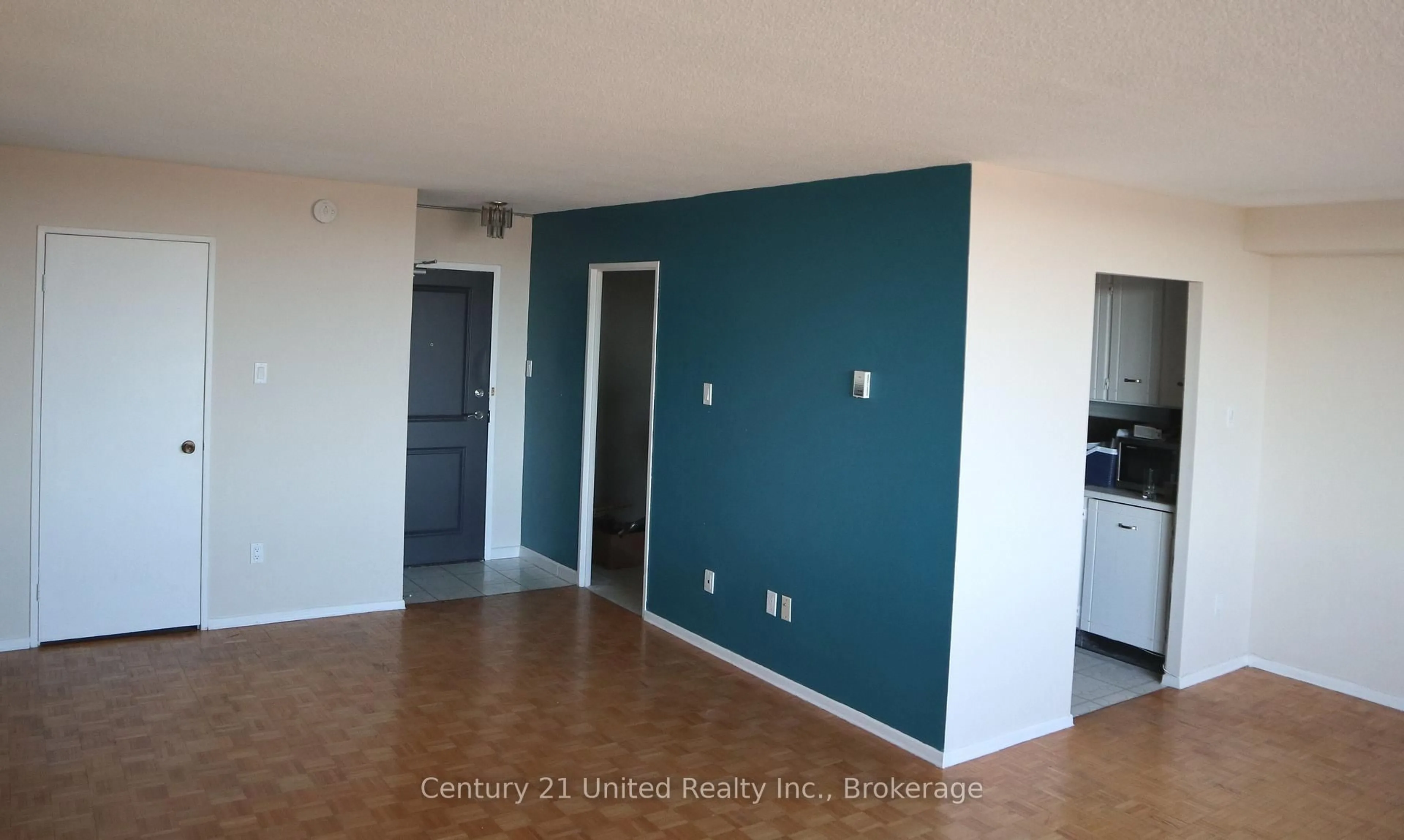 A pic of a room for 101 Prudential Dr #1011, Toronto Ontario M1P 4S5