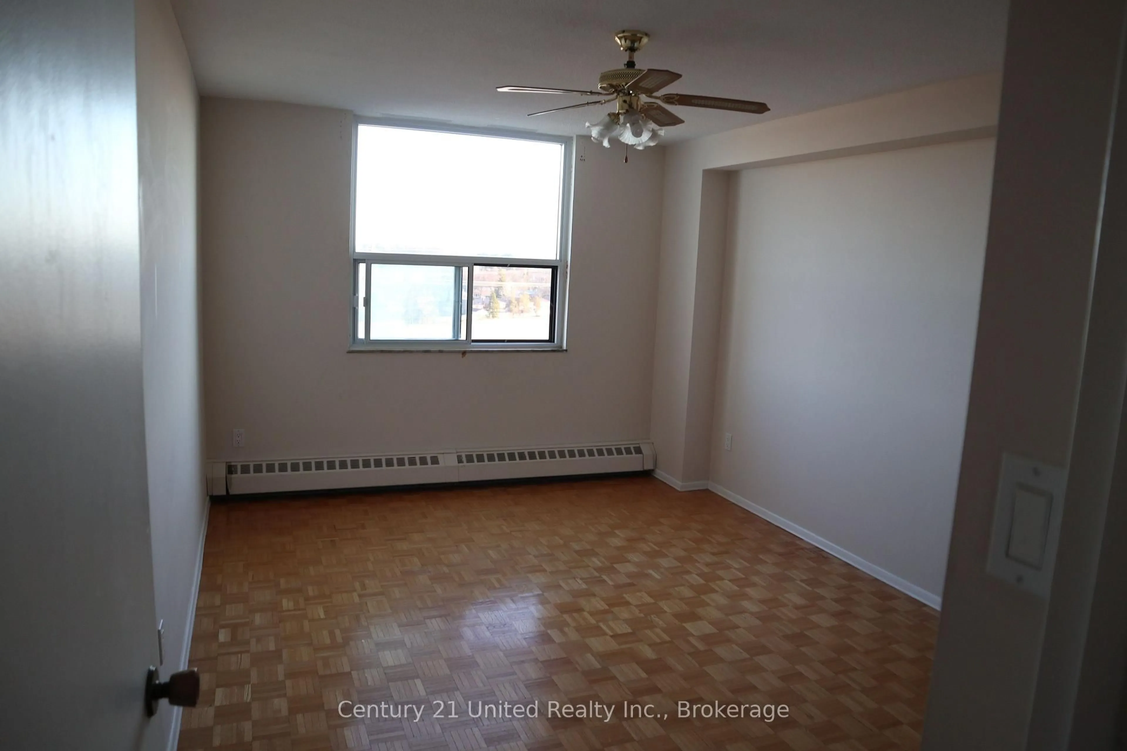 A pic of a room for 101 Prudential Dr #1011, Toronto Ontario M1P 4S5