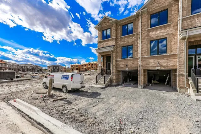 1284 Winding Woods Tr, Pickering 2