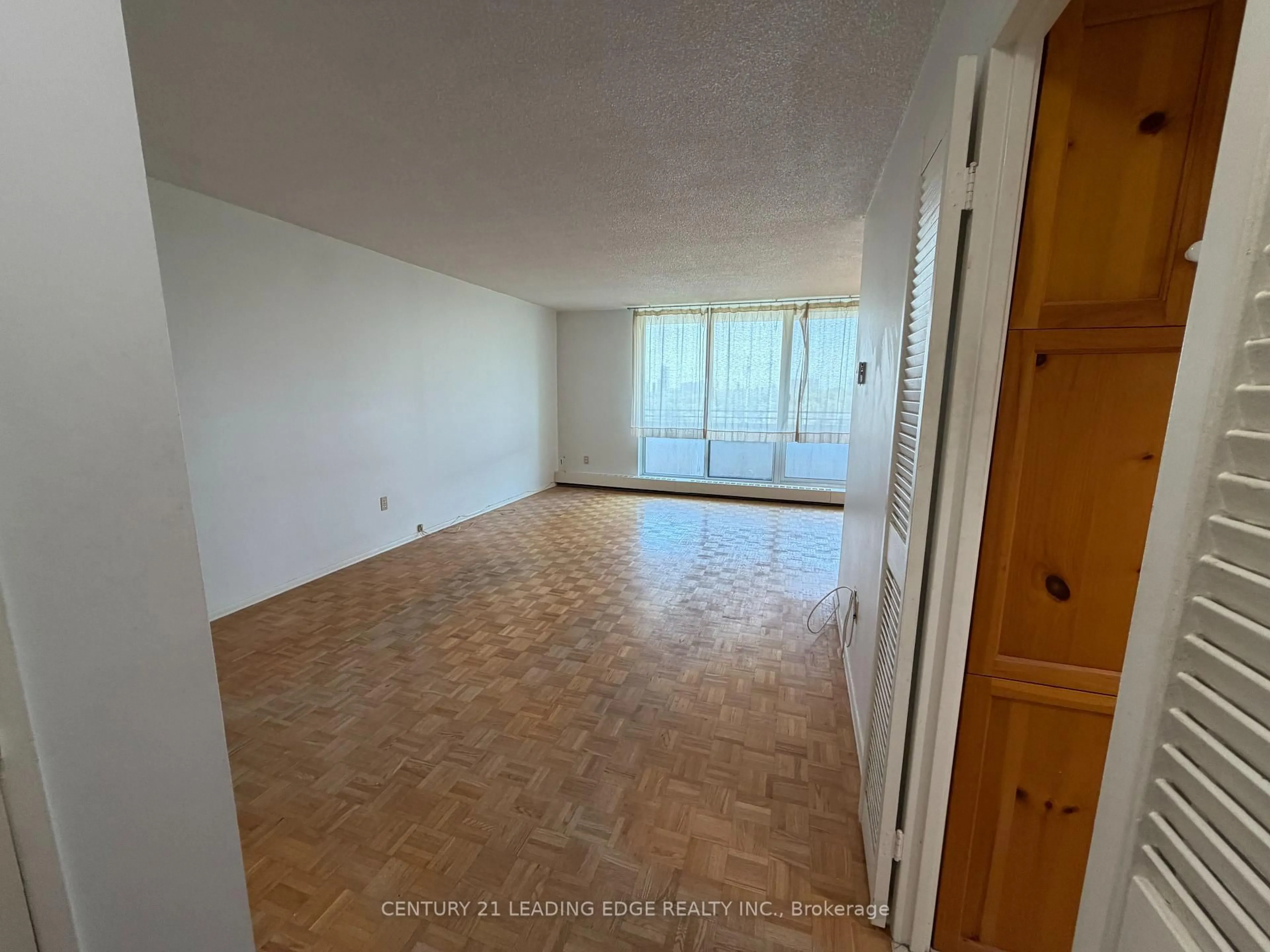 A pic of a room for 101 Prudential Dr #1109, Toronto Ontario M1P 4S5