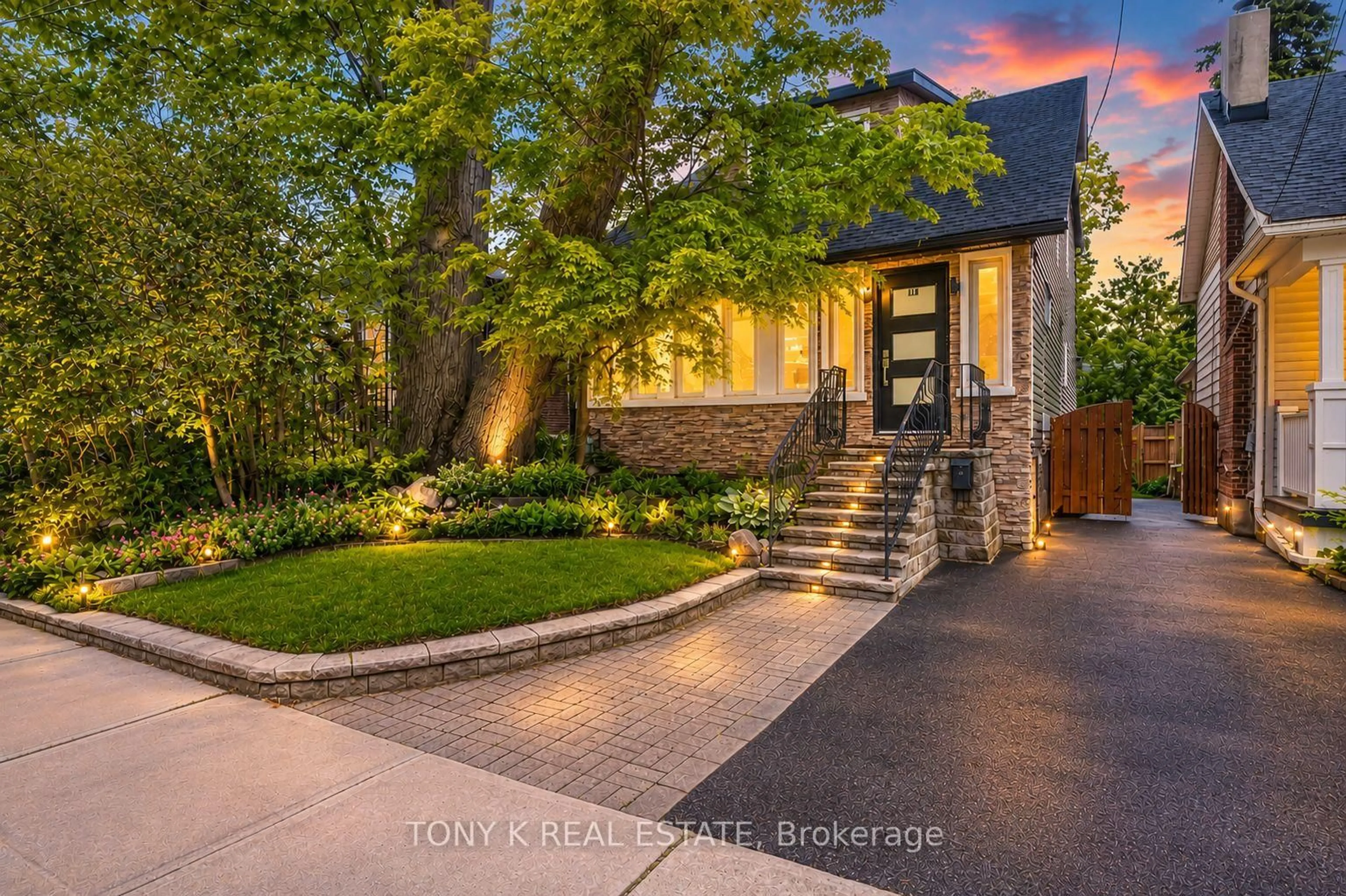 Home with brick exterior material, street for 111 Eastwood Ave, Toronto Ontario M1N 3H4