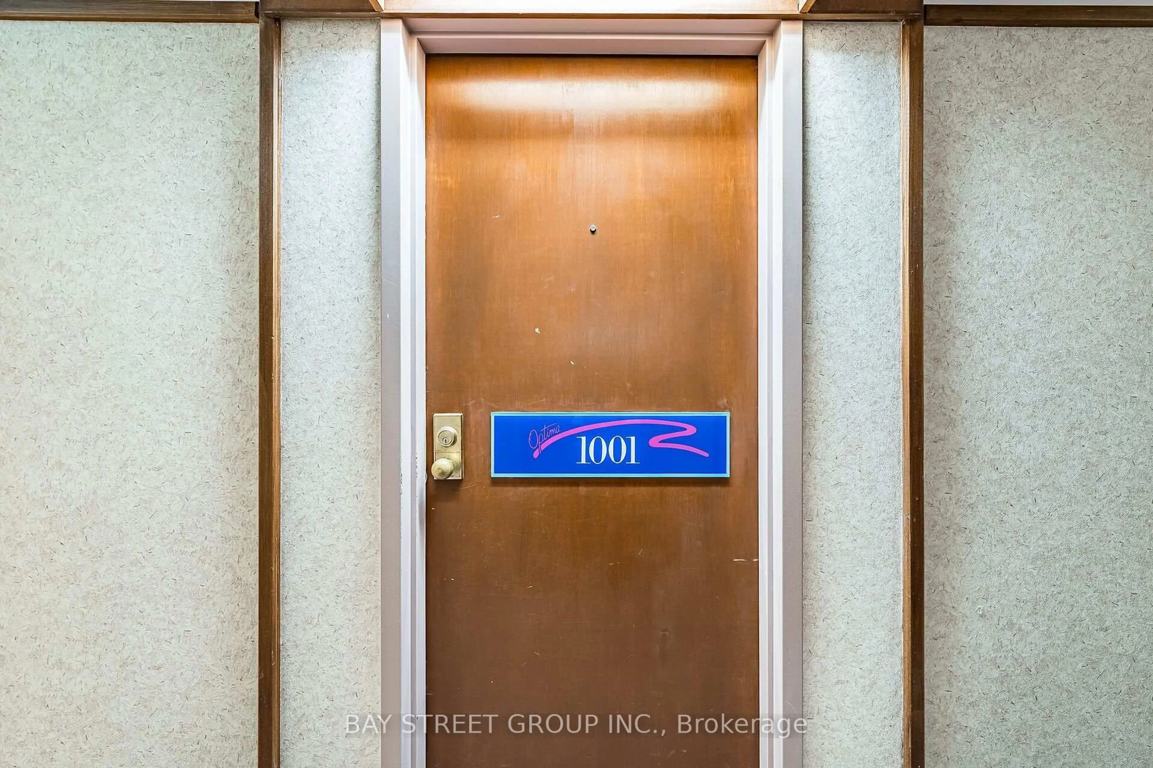 Indoor foyer for 150 Alton Towers Circ #1001, Toronto Ontario M1V 4X7