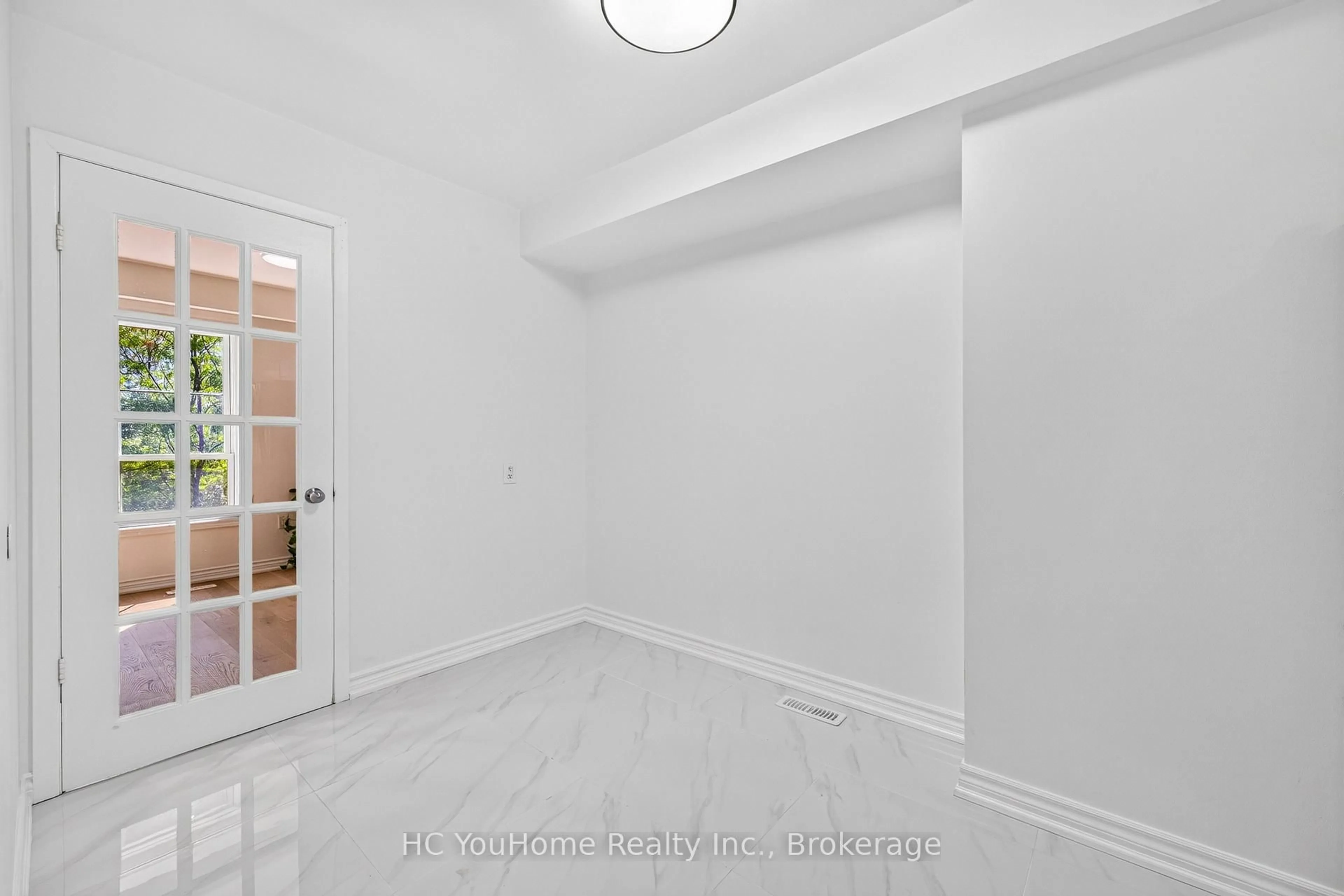 Unknown for 81 Brookmill Blvd #32, Toronto Ontario M1W 2L5