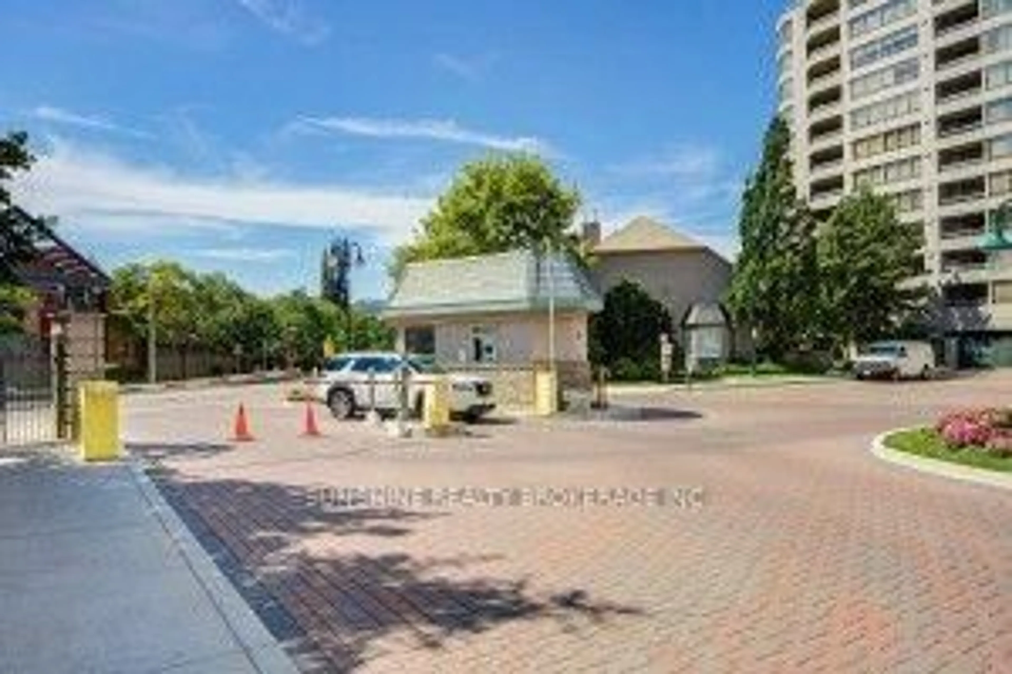 A pic from outside/outdoor area/front of a property/back of a property/a pic from drone, unknown for 168 Bonis Ave #607, Toronto Ontario M1T 3V6