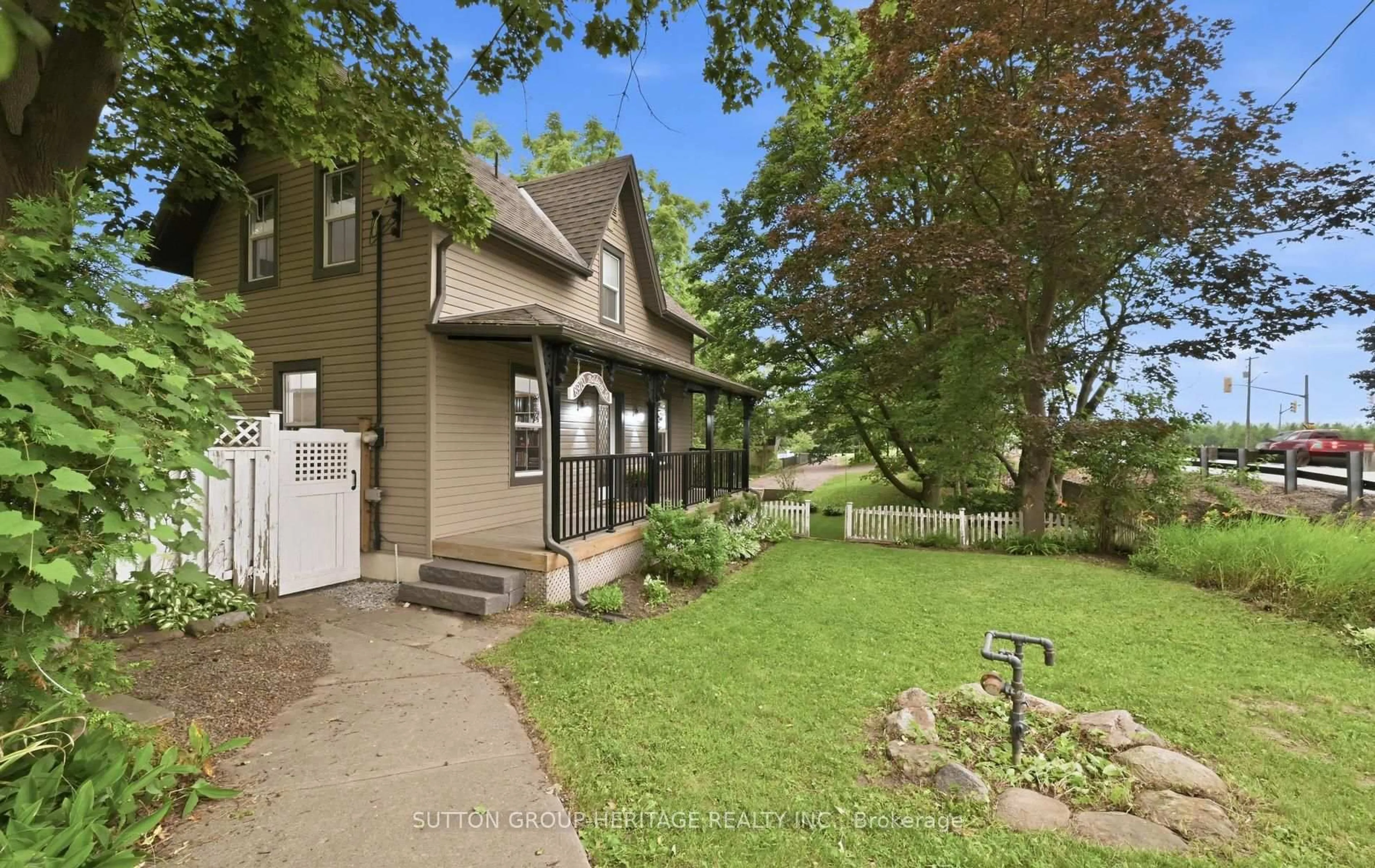 Unknown for 8970 Baldwin St, Whitby Ontario L0B 1A0