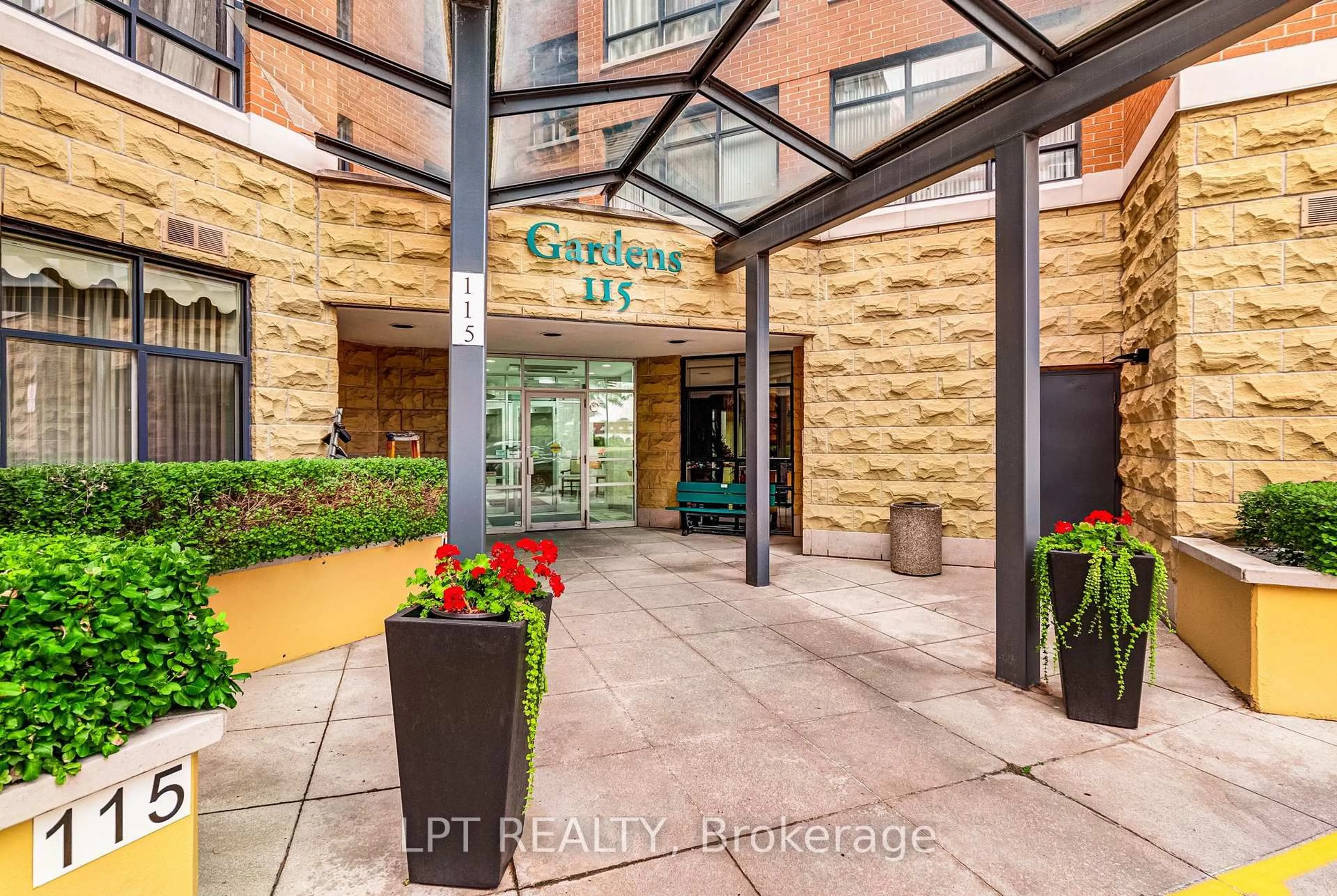 Unknown for 115 Bonis Ave #216, Toronto Ontario M1T 3S4
