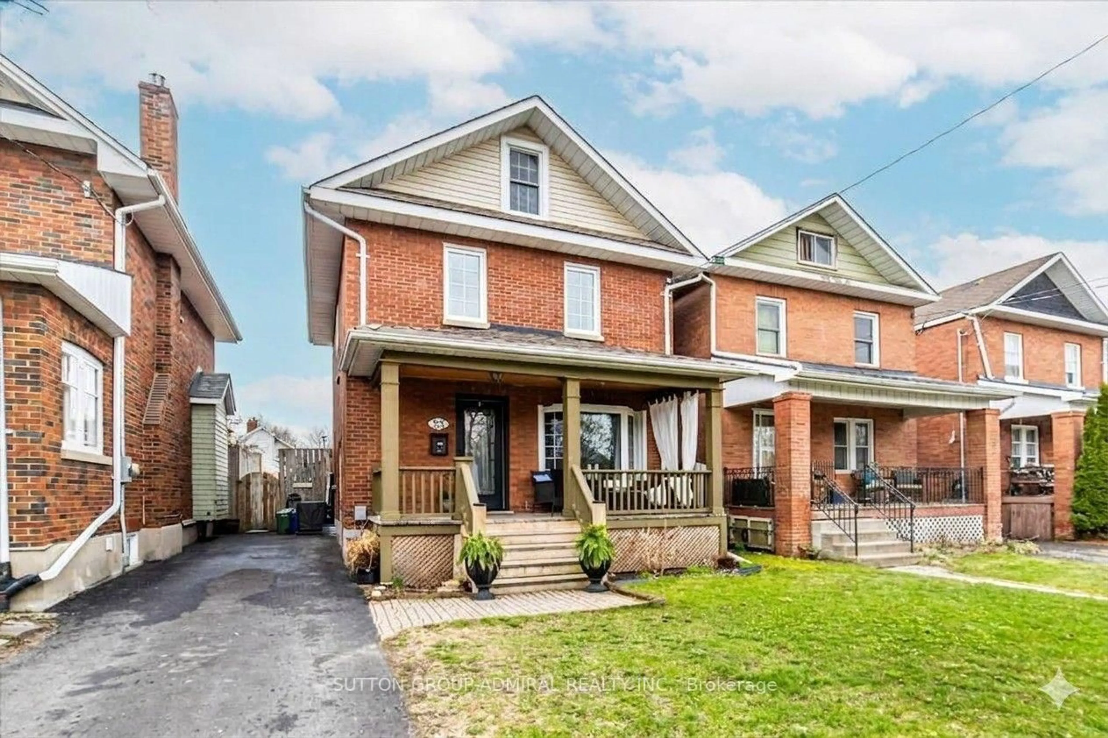 Home with brick exterior material, street for 23 Westmoreland Ave, Oshawa Ontario L1G 2M9