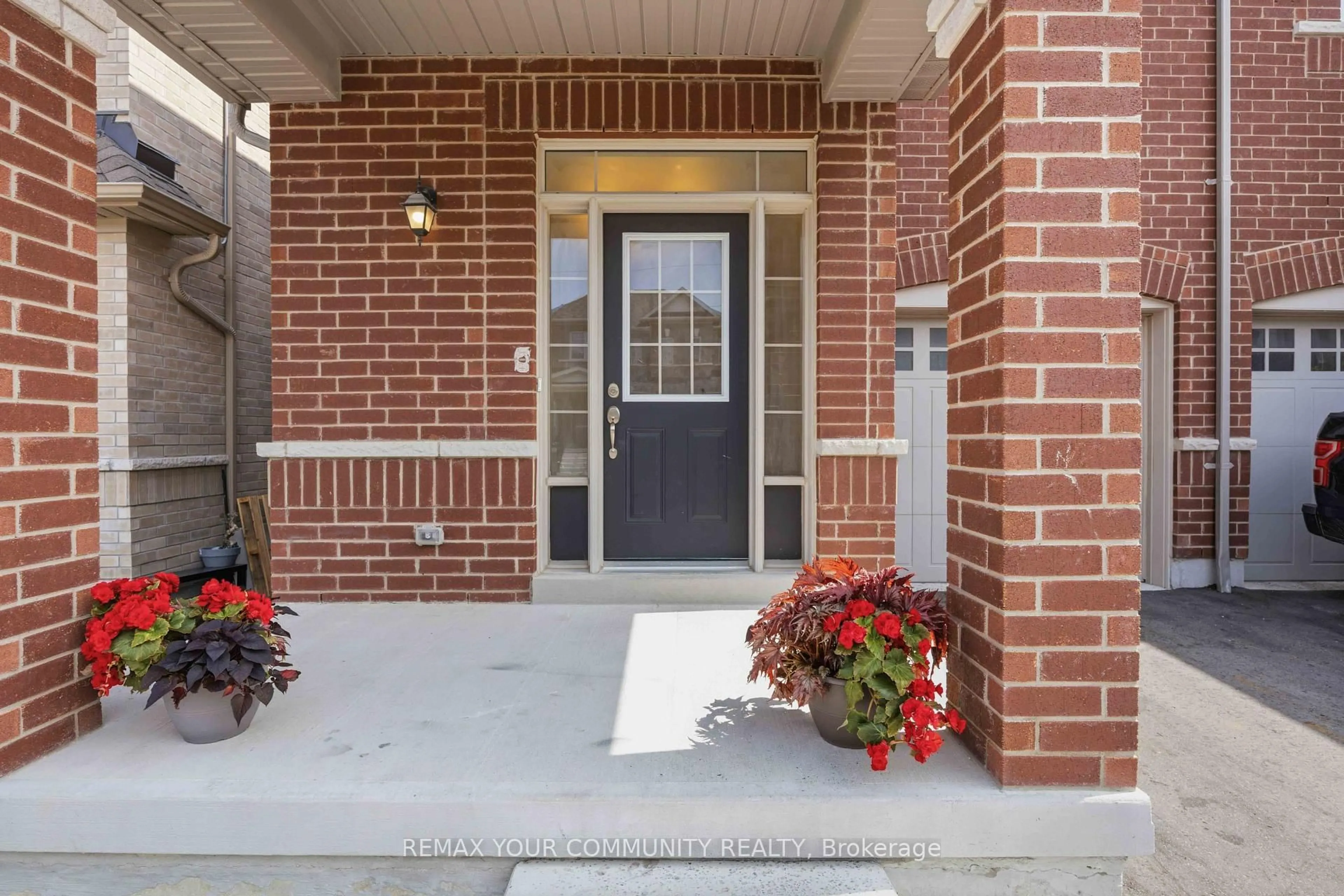 Unknown for 1117 Skyridge Blvd, Pickering Ontario L1X 0M8